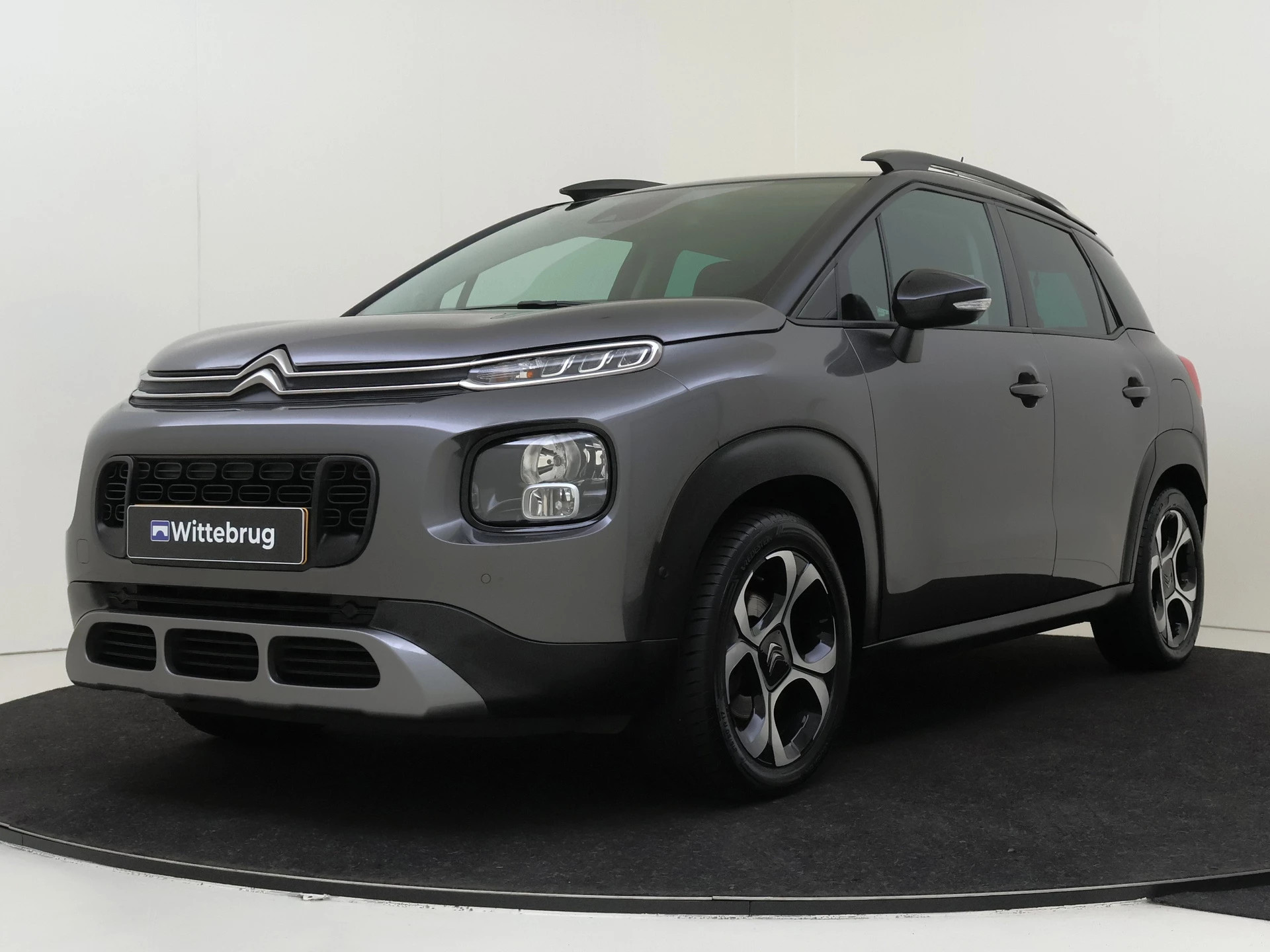 Citroën C3 Aircross 1.2 PureTech Shine Trekhaak | Pack Smile | Navigatie | Trekhaak