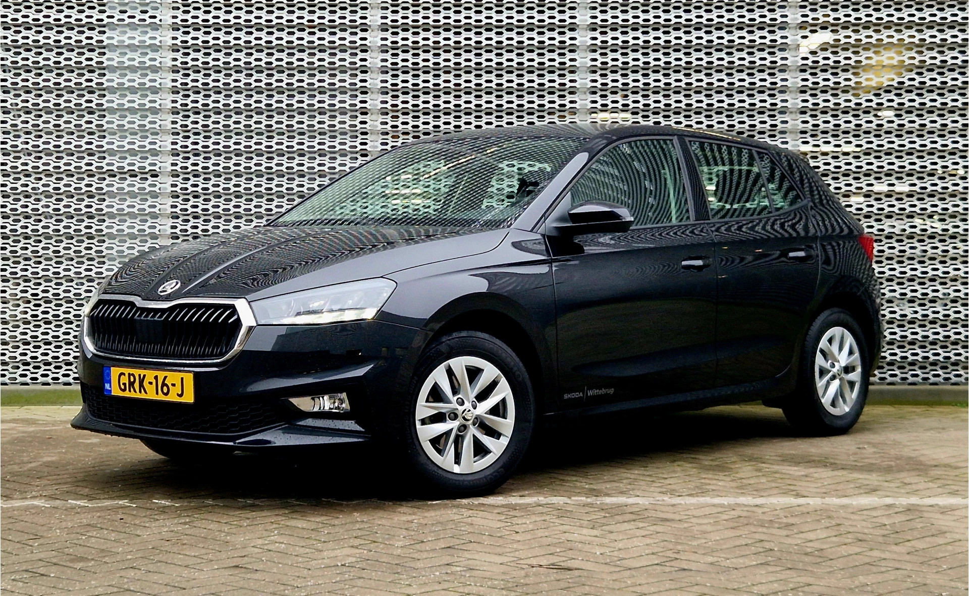 Škoda Fabia 1.0 TSI Selection 15'' lichtmetalen velgen