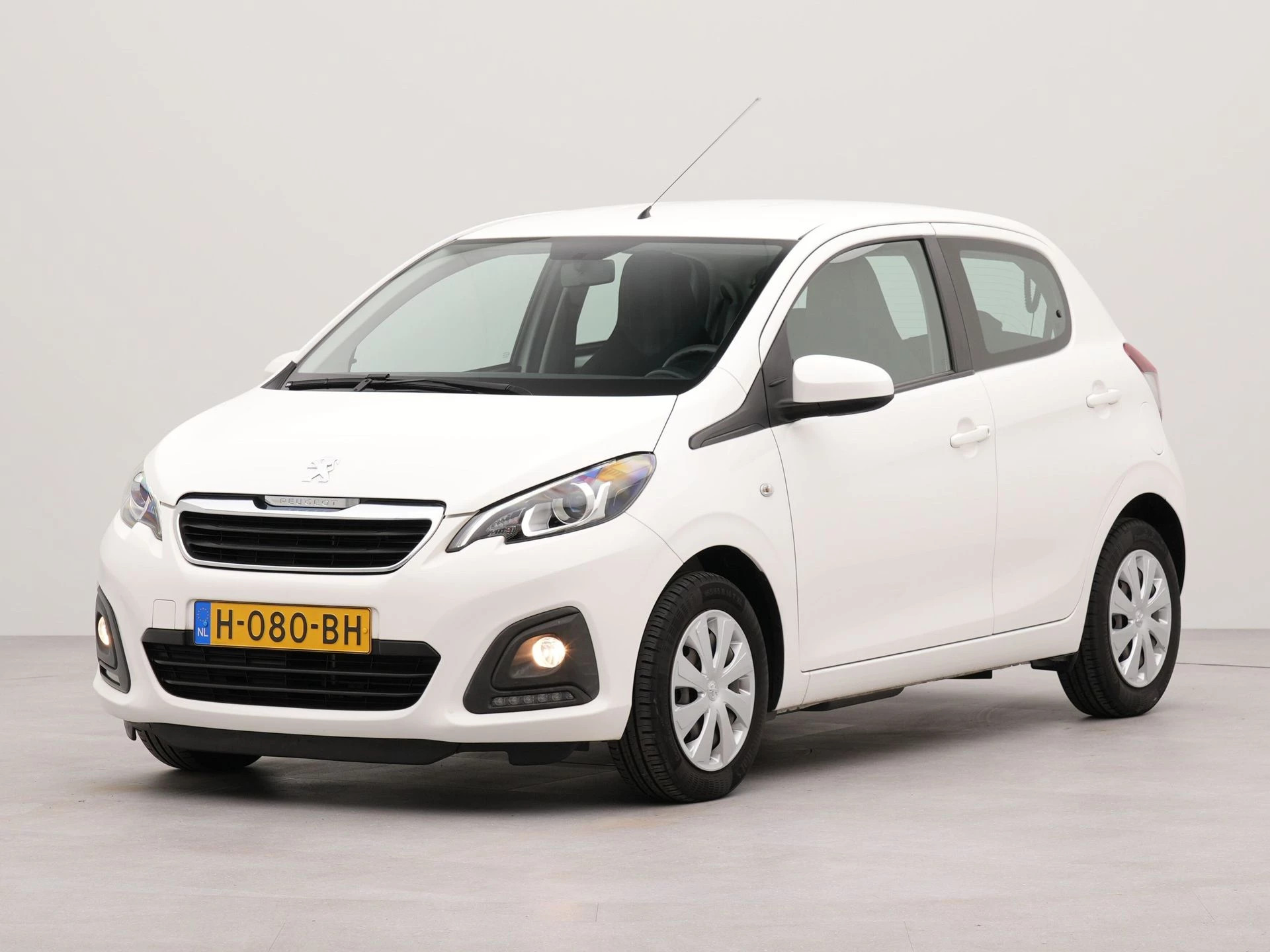Peugeot 108 1.0 e-VTi Active | Bluetooth | Airco |