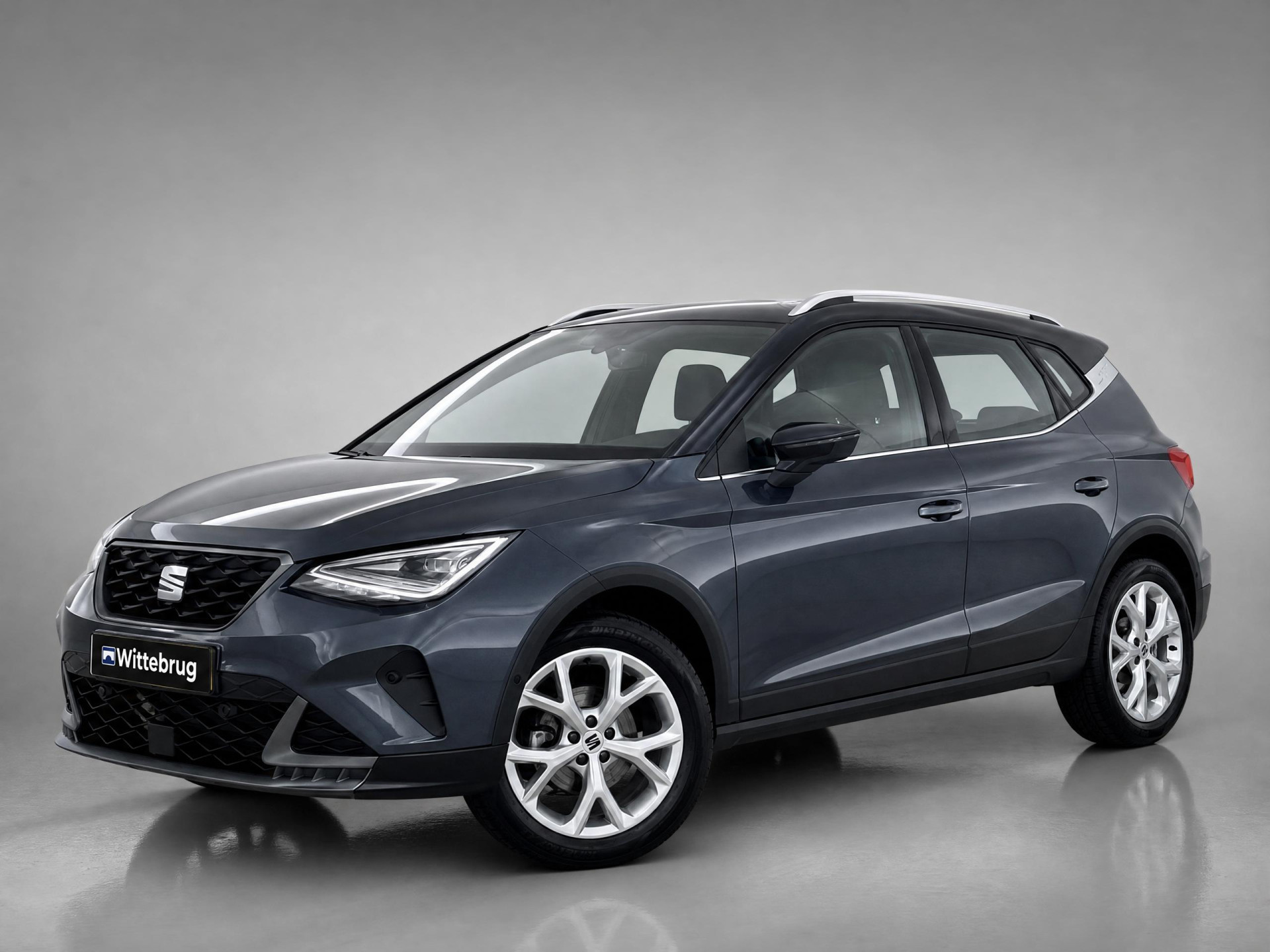 SEAT Arona 1.0 TSI 110PK FR / LED / Achteruitrijcamera / Stoelverwarming / Keyless Entry-Go / App-Connect P4