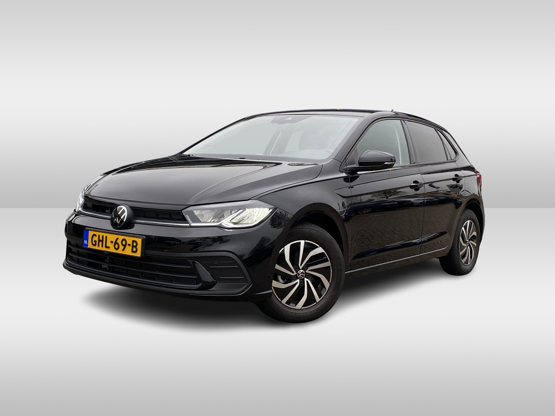 Volkswagen Polo 1.0 TSI DSG 96PK Life Edition / Fabrieksgarantie / Achteruitrijcamera / Getint Glas / Draadloze Telefoonlader / 15'' LMV / VW