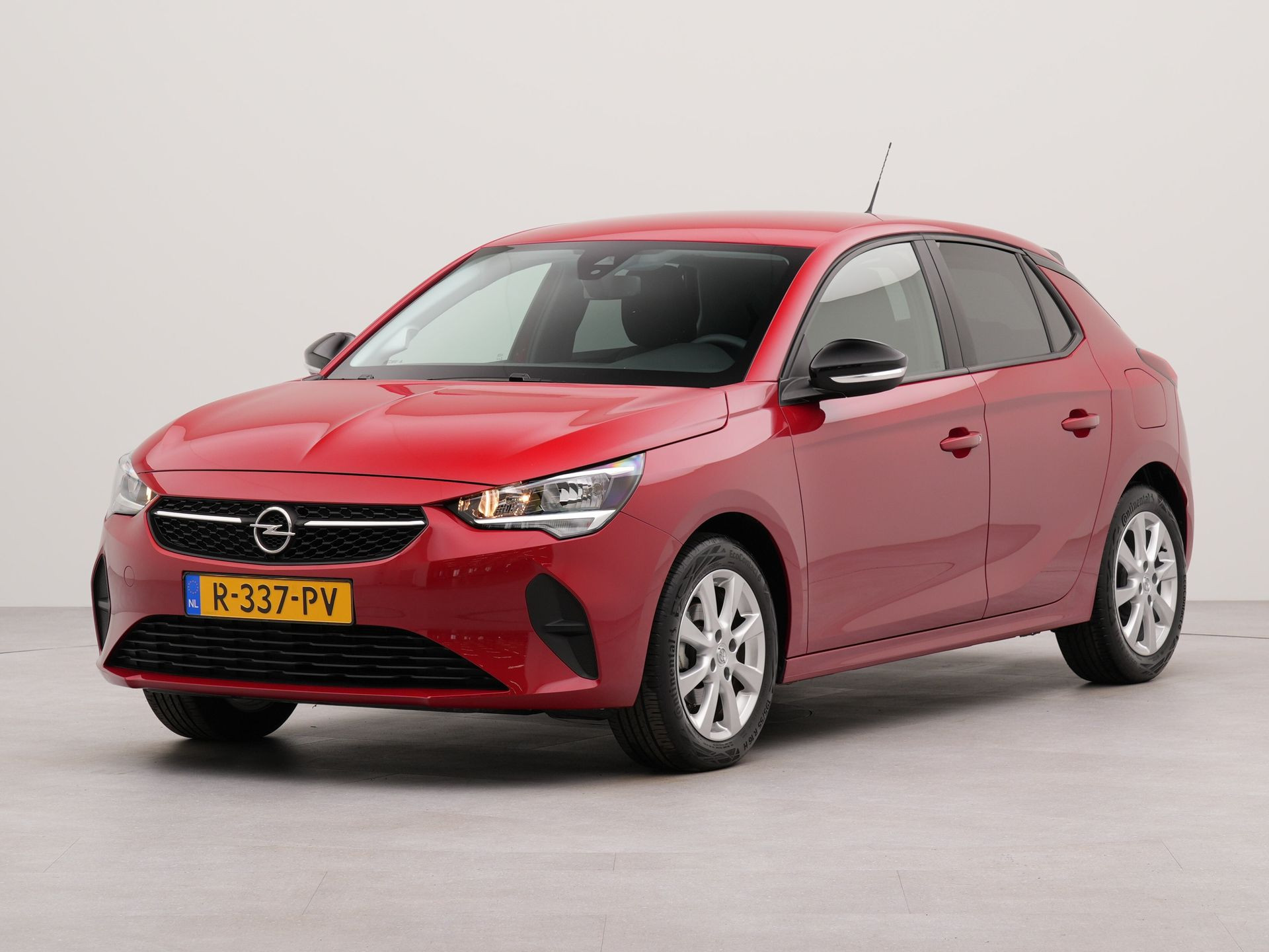 Opel Corsa 1.2 Edition | Bluetooth | Spraakbediening | Airco | Apple Carplay | Parkeersensoren achter |