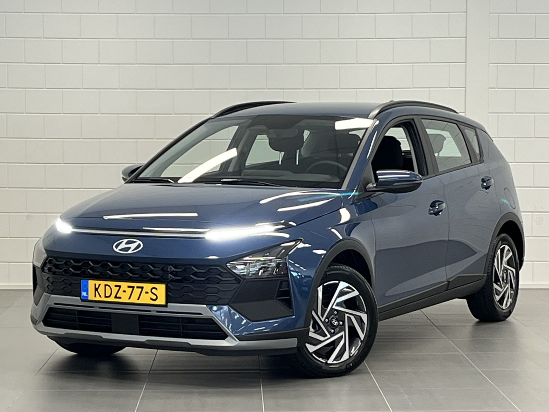 Hyundai Bayon 1.0 T-GDI Comfort NAVIGATIE | PARKEERSENSOREN + CAMERA ACHTER | DEMO BESCHIKBAAR VANAF 25-09-2026