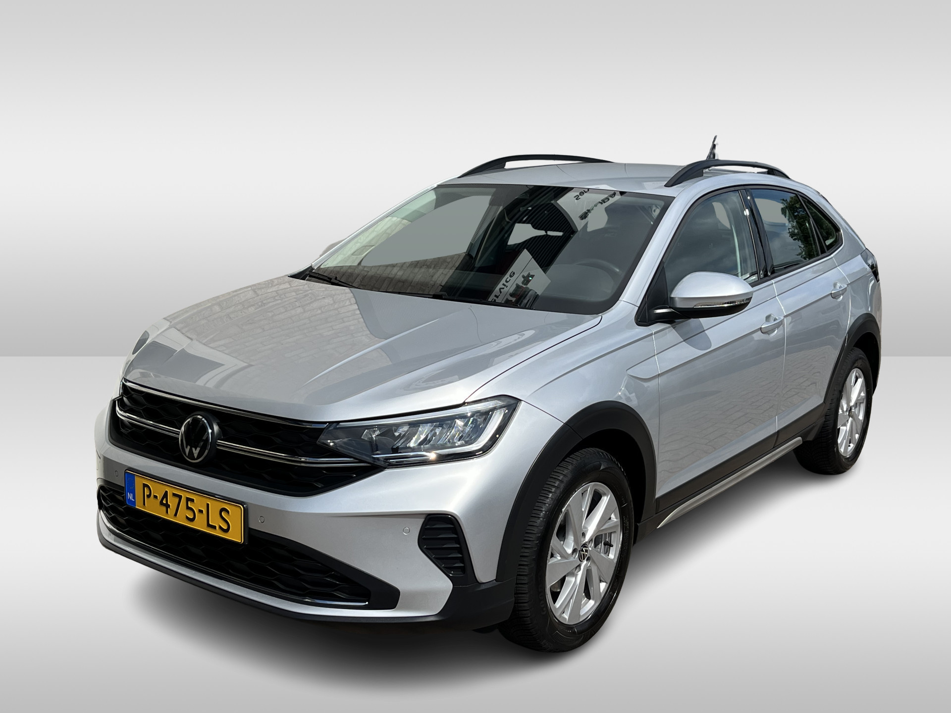 Volkswagen Taigo 1.0 TSI Life / AUTOMAAT/ ADAPTIVE CRUISE/ PARKEER SENSOREN V+A/ APP-CONNECT/ DIGITAL DASH/ NAVI/ DAB/ AIRCO/ 16'' LMV