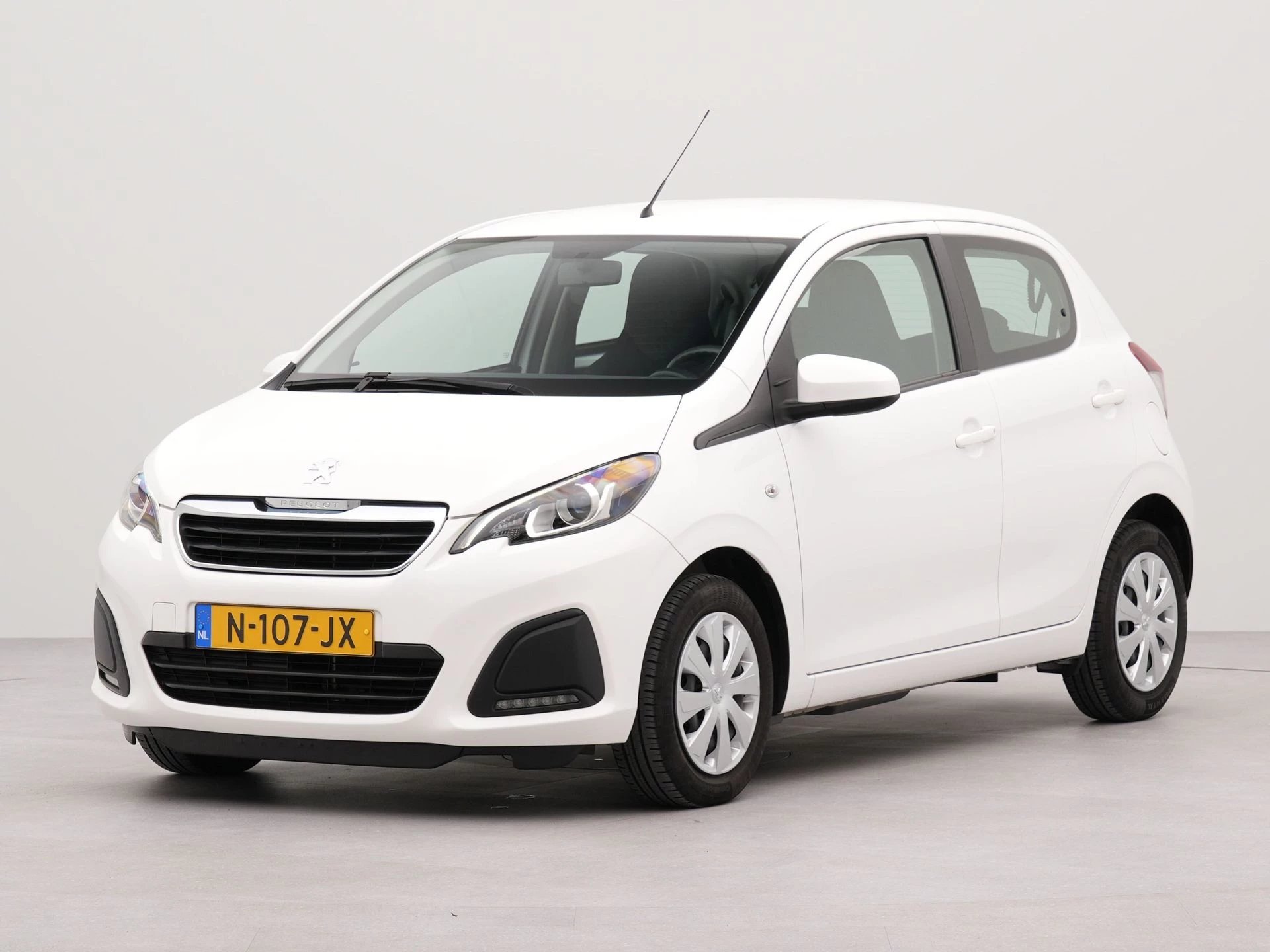 Peugeot 108 1.0 e-VTi Active | Dab | Airco |