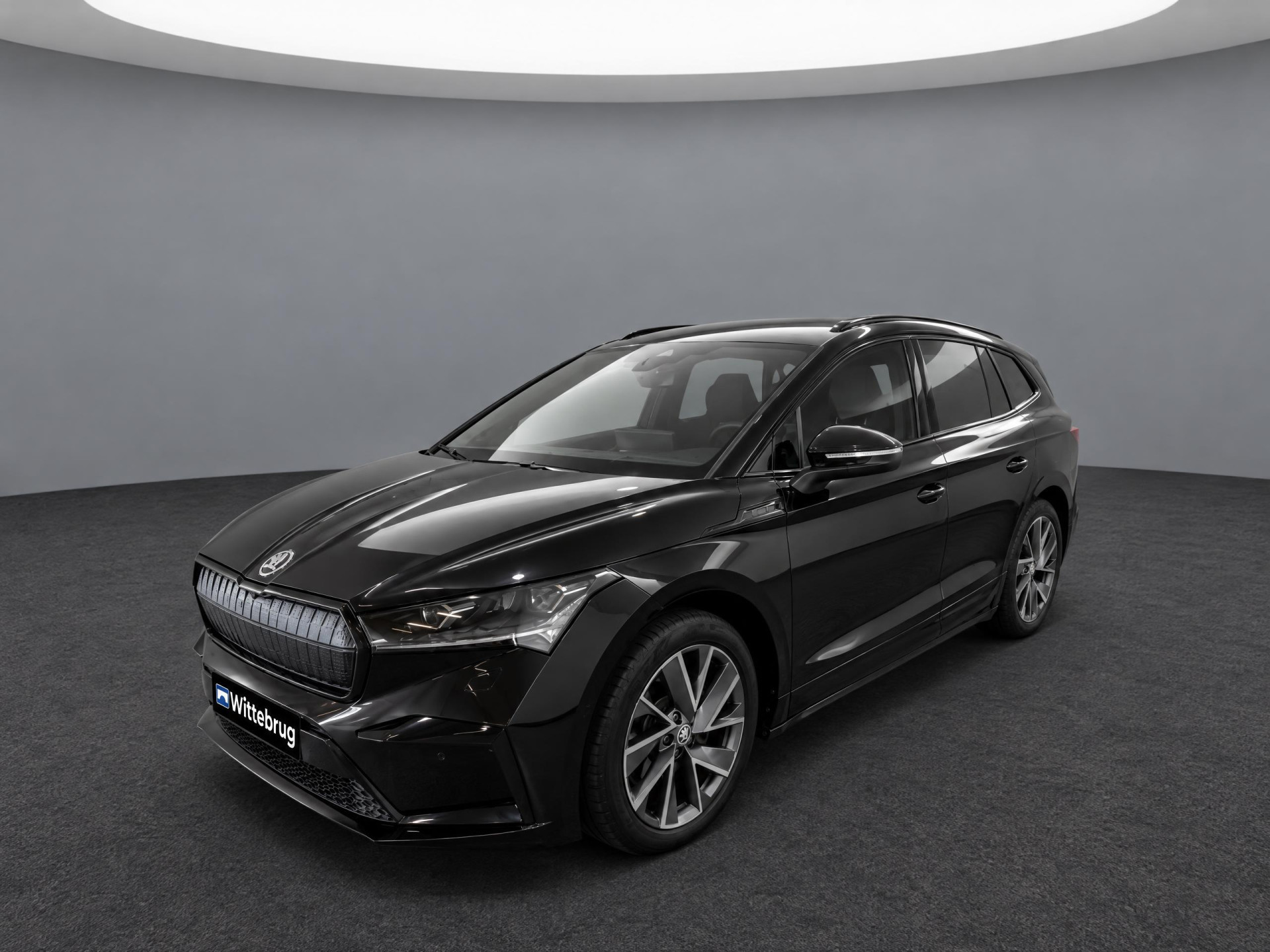 Škoda Enyaq iV 60 Sportline Plus Navigatie / Parkeersensoren / Clima / Achterklep elektrisch / Camera / Bluetooth SOH 89%