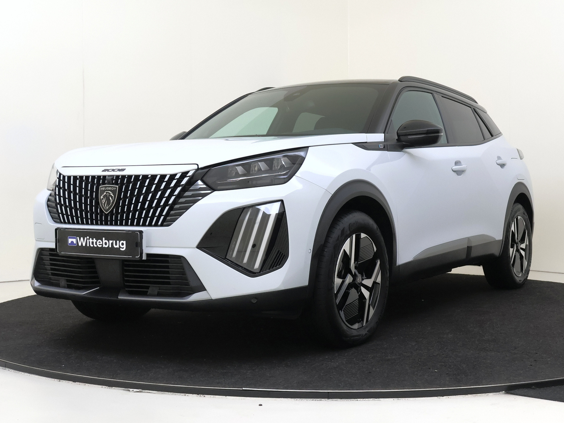 Peugeot e-2008 EV GT 54 kWh | 360 Camera | Wireless Carplay | Keyless Entry | Navigatie |