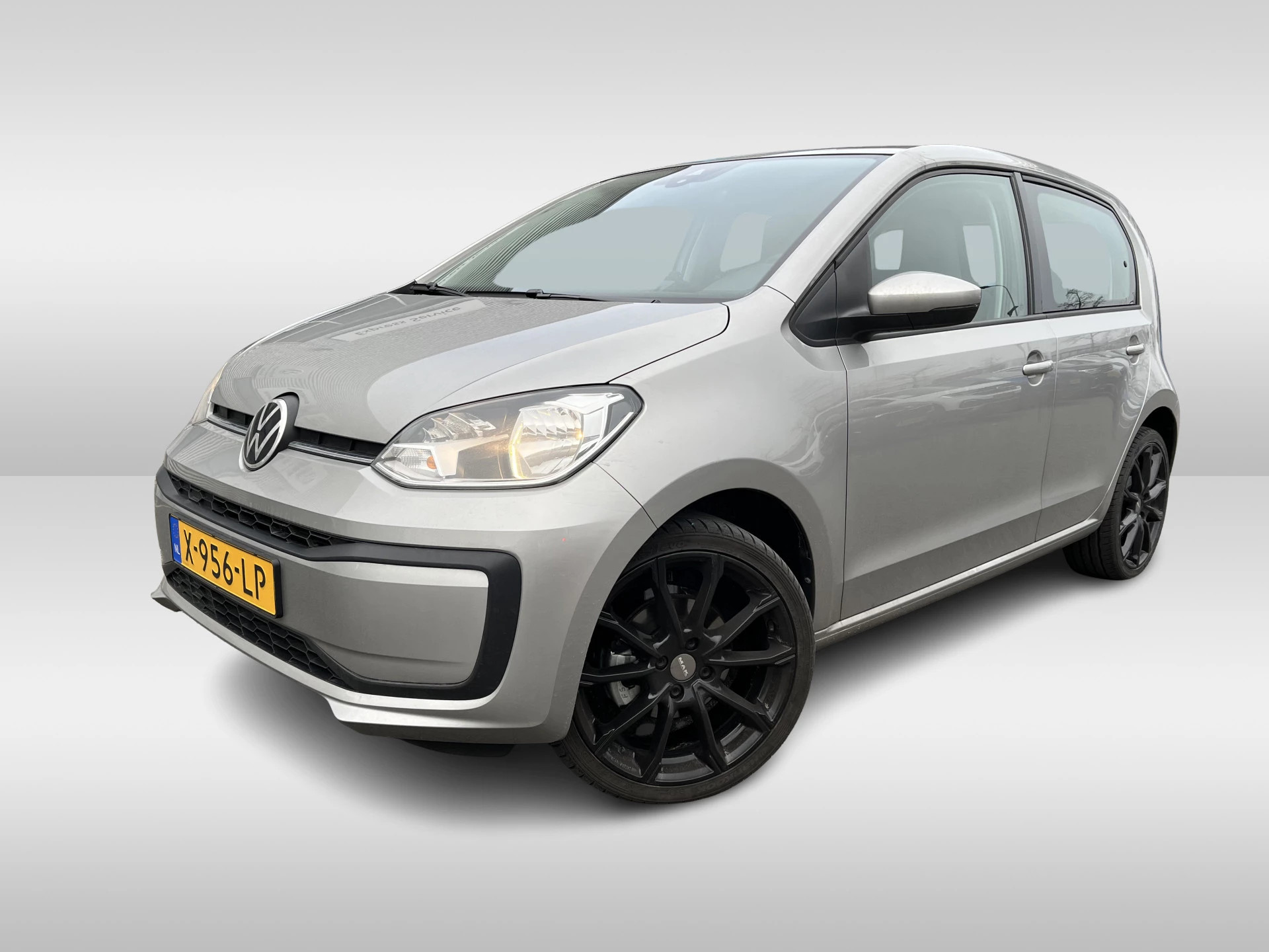 Volkswagen up! 1.0 Airco / Bluetooth / 17