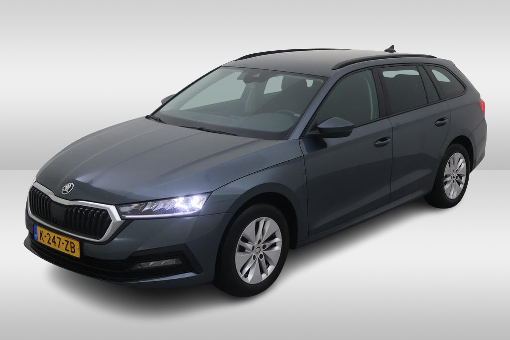 Škoda Octavia Combi 1.0 TSI 110pk Business Edition / Navigatie / Elek Achterklep / Clima / Parkeersensoren V+A / 16