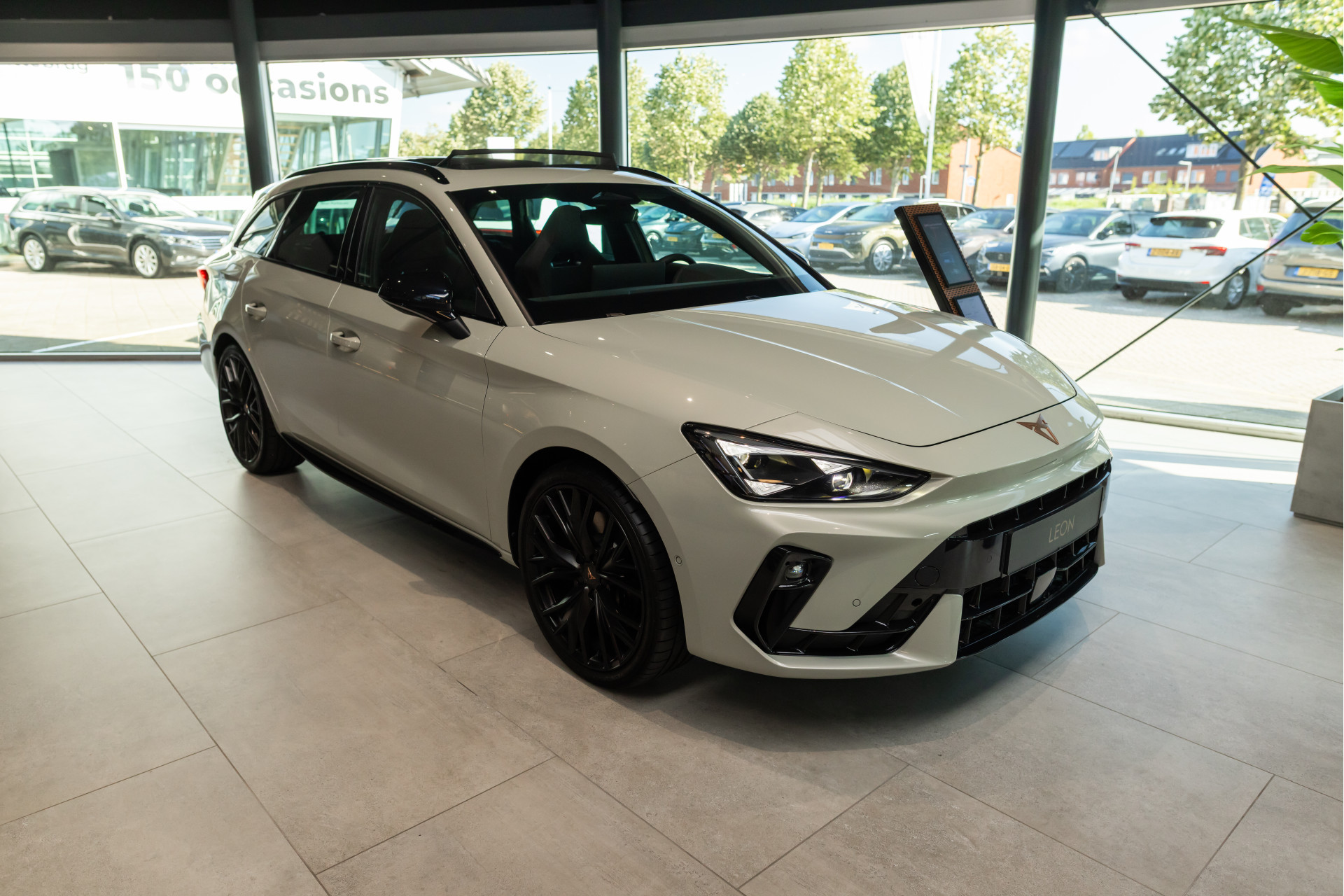 CUPRA Leon Sportstourer 1.5 TSI e-Hybrid VZ Performance Panoramadak - Sennheiser - Obsidian Pack
