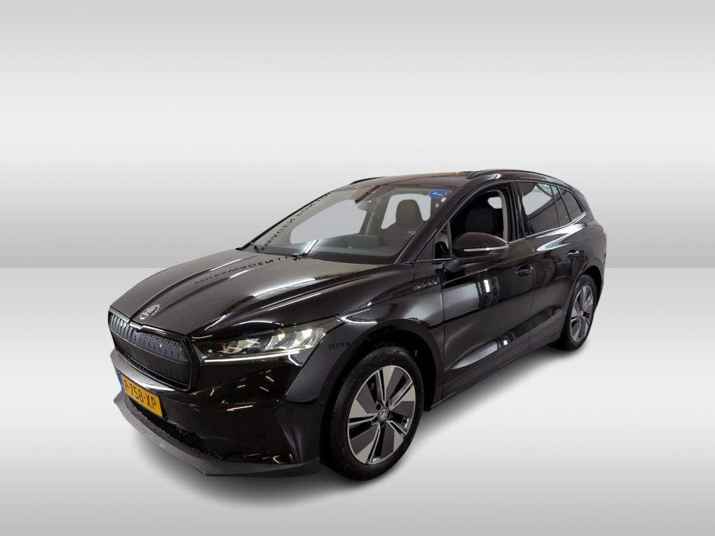 Škoda Enyaq iV 60 / Navigatie / LED / Parkeersensoren / LM 19 inch / Leder-/stof bekleding / APP
