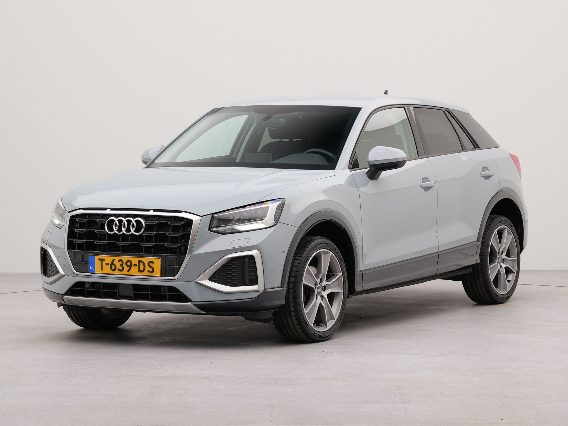 Audi Q2 Automaat 35 TFSI Pro-line S-tronic Automaat | Spraakbediening | Apple Carplay | Wifi | Navigatie |  Achteruitrij camera | Parkeerhulp | Voorstoelen verwarmd |