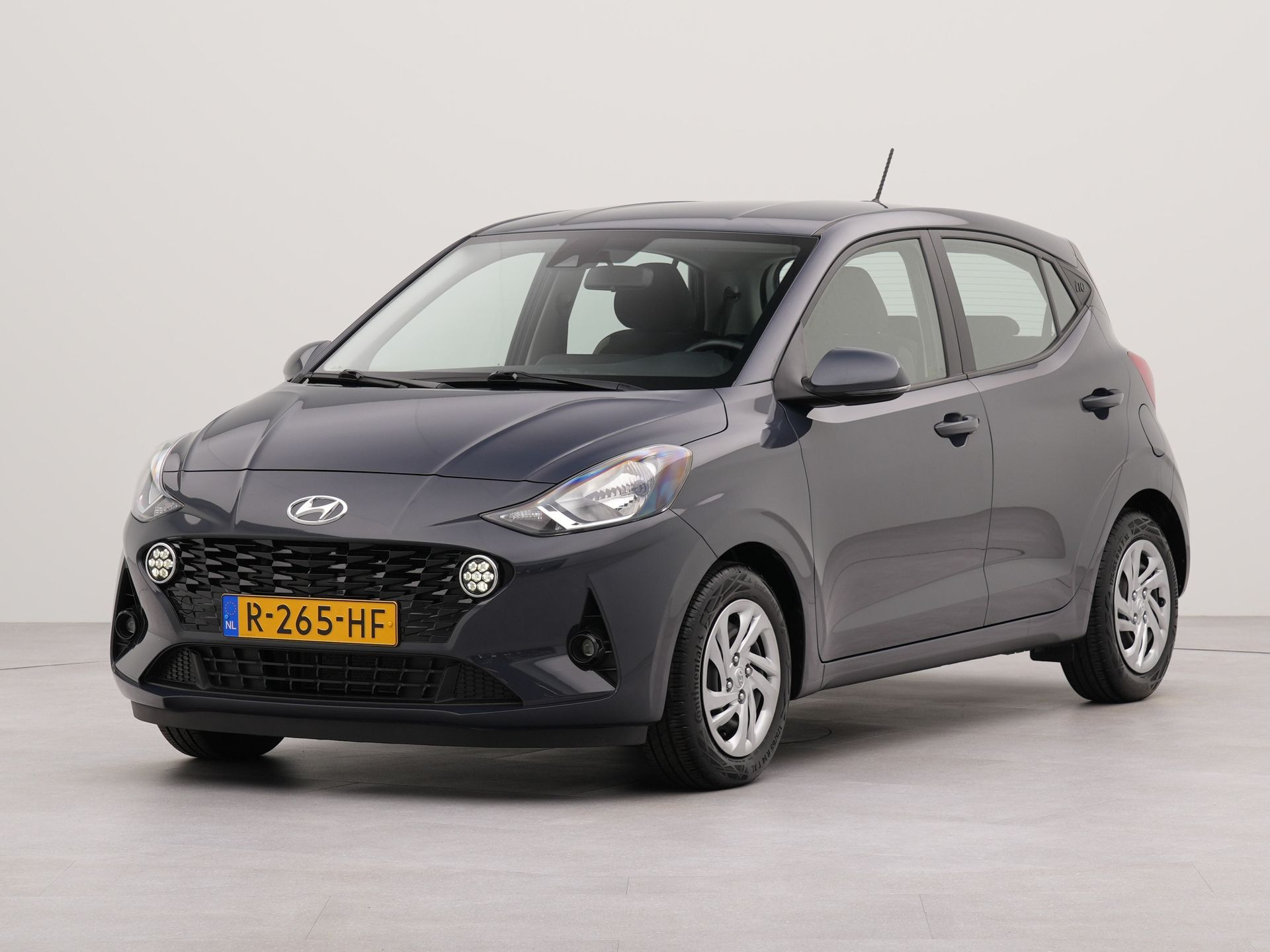 Hyundai i10 1.0 Comfort 5-zits Automaat | Apple Carplay | Armsteun voor | Bluetooth | Spraakbediening |