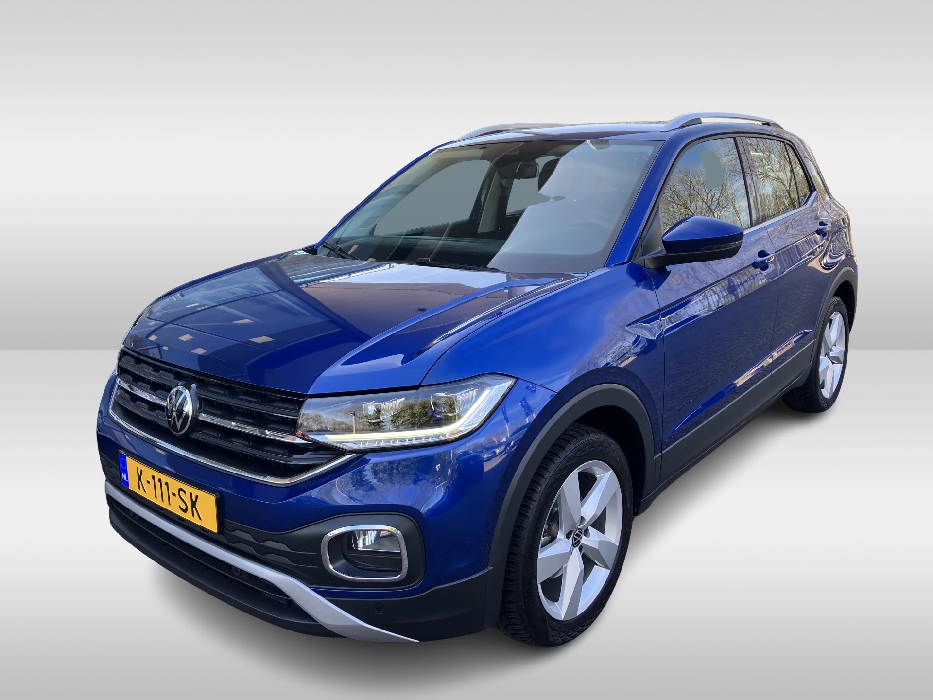 Volkswagen T-Cross 1.0 TSI Style / Metallic/ Led/ Camera/ Clima/ Navi/ Parkeersensoren/ 17 lmv
