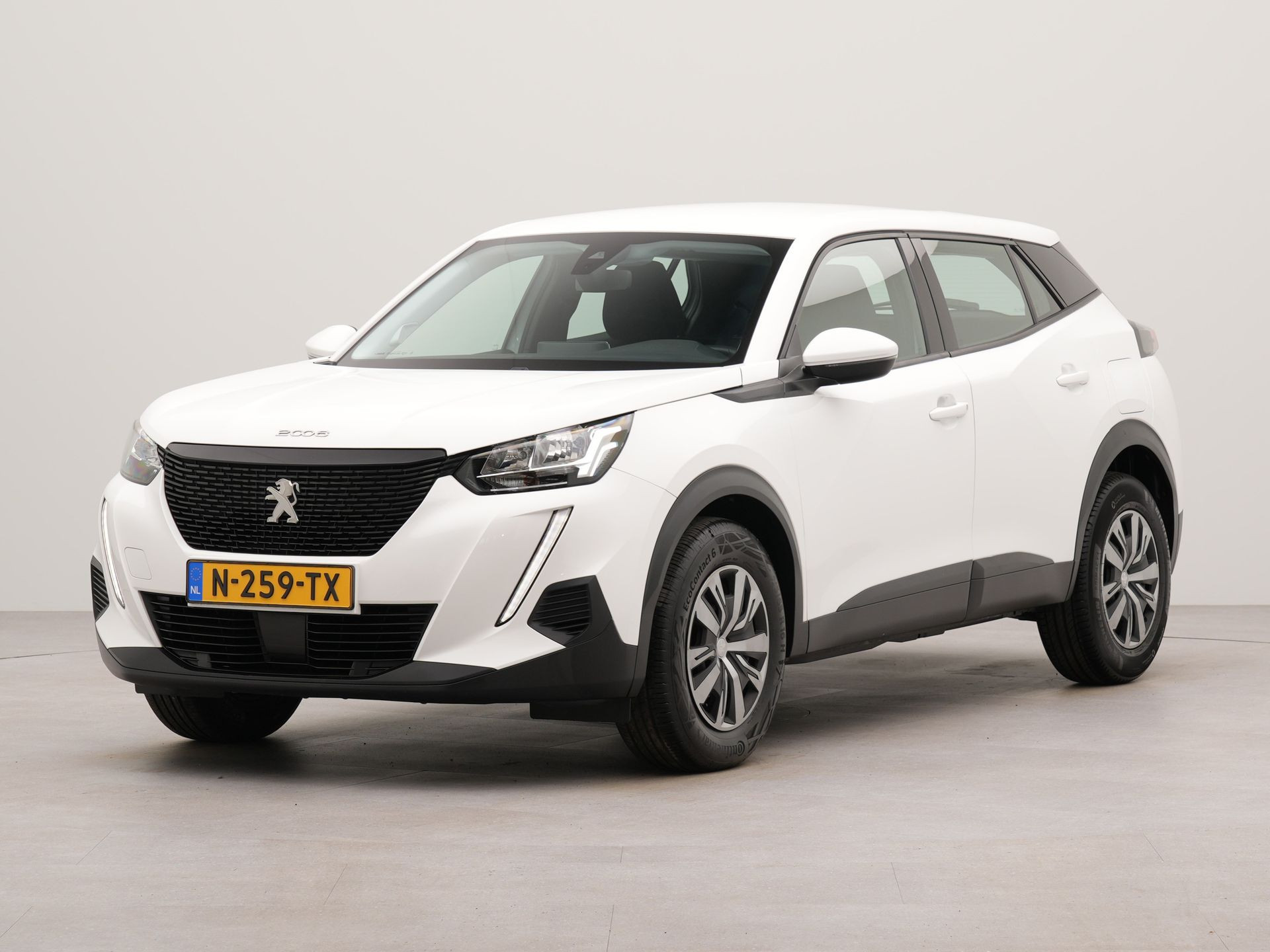 Peugeot 2008 1.2 PureTech Active | Apple carplay | Connected services | Parkeersensoren achter | Cruise control | Bluetooth |