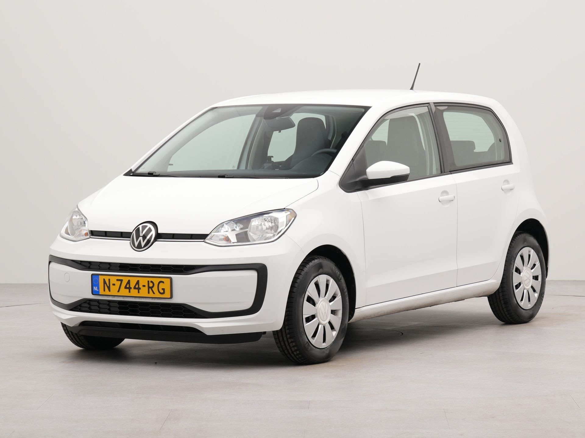 Volkswagen up! 1.0 | DAB | Bluetooth | Lane Assist |