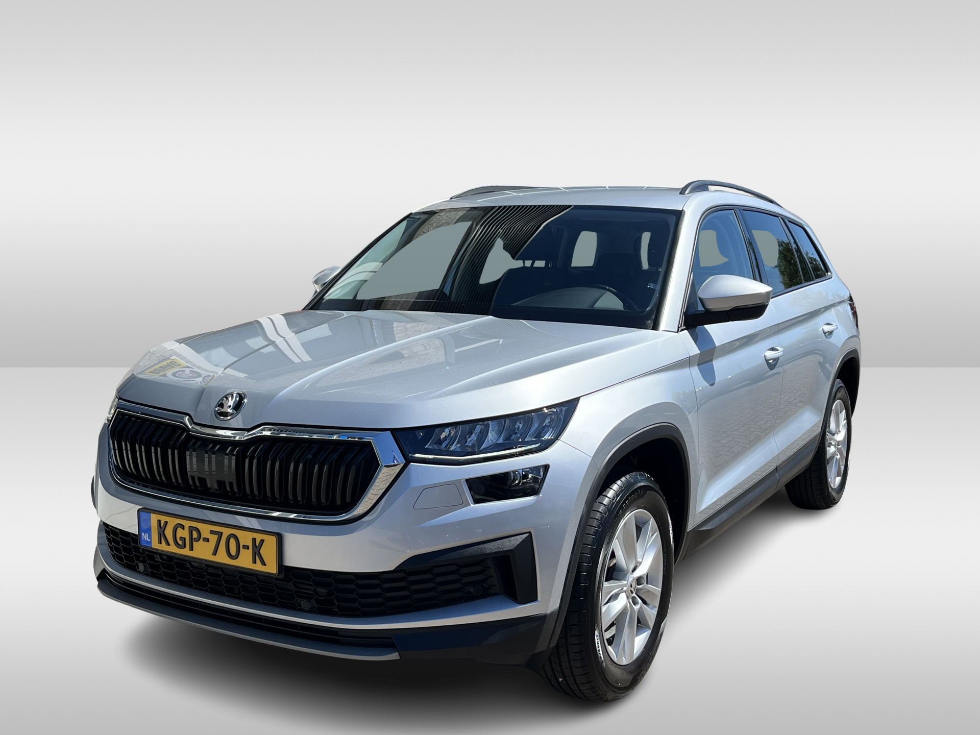 Škoda Kodiaq 1.5 TSI Ambition / SMARTLINK/ STOELVERWARMING/ PARKEER SENSOREN V+A/ CRUISE CONTROL/ DIGITAL DASH/ NAVI/ CLIMA/ DAB/ 17'' LMV