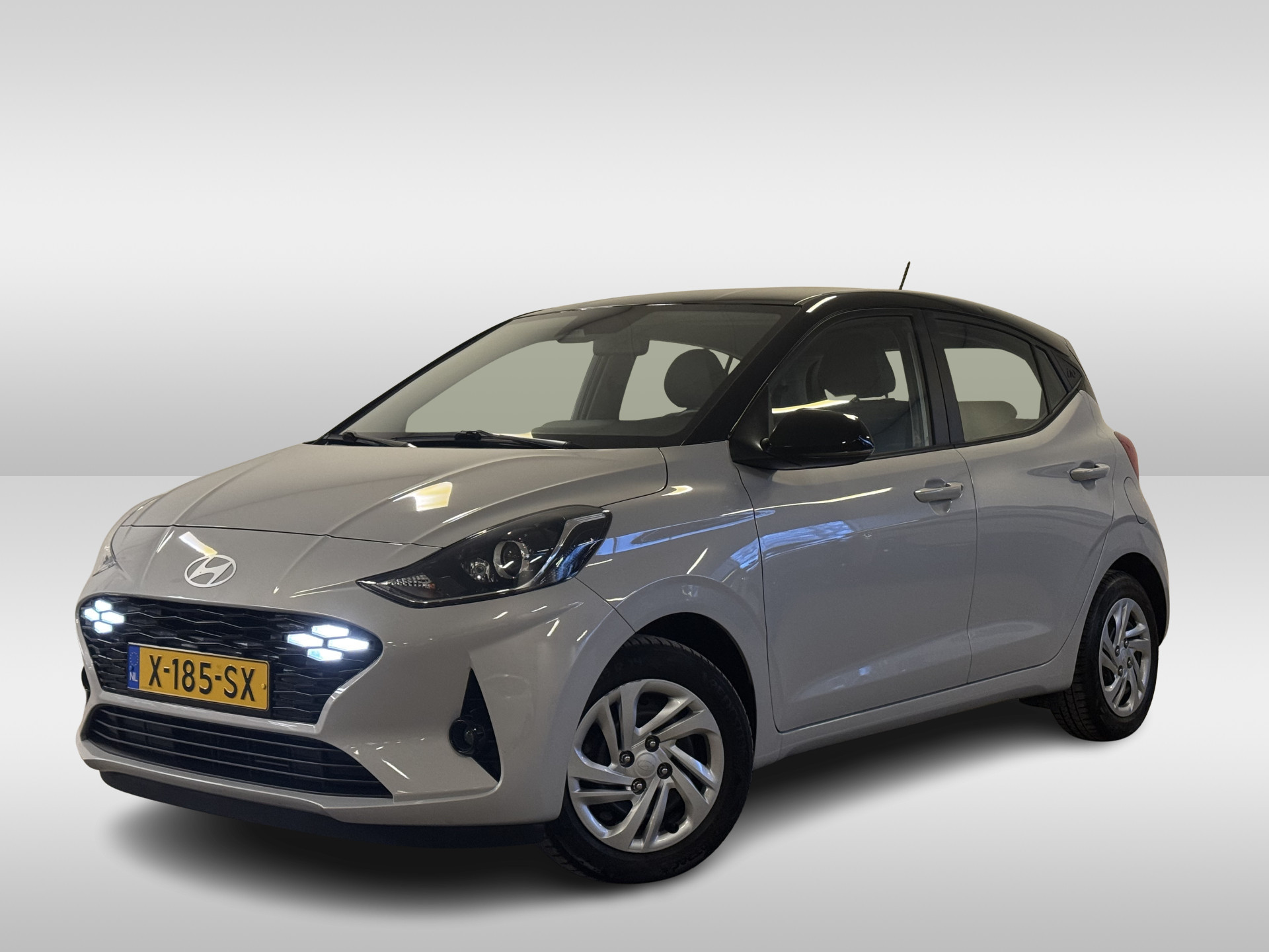 Hyundai i10 1.0 Premium Camera | parkeersensoren | Apple Carplay & Android Auto!!