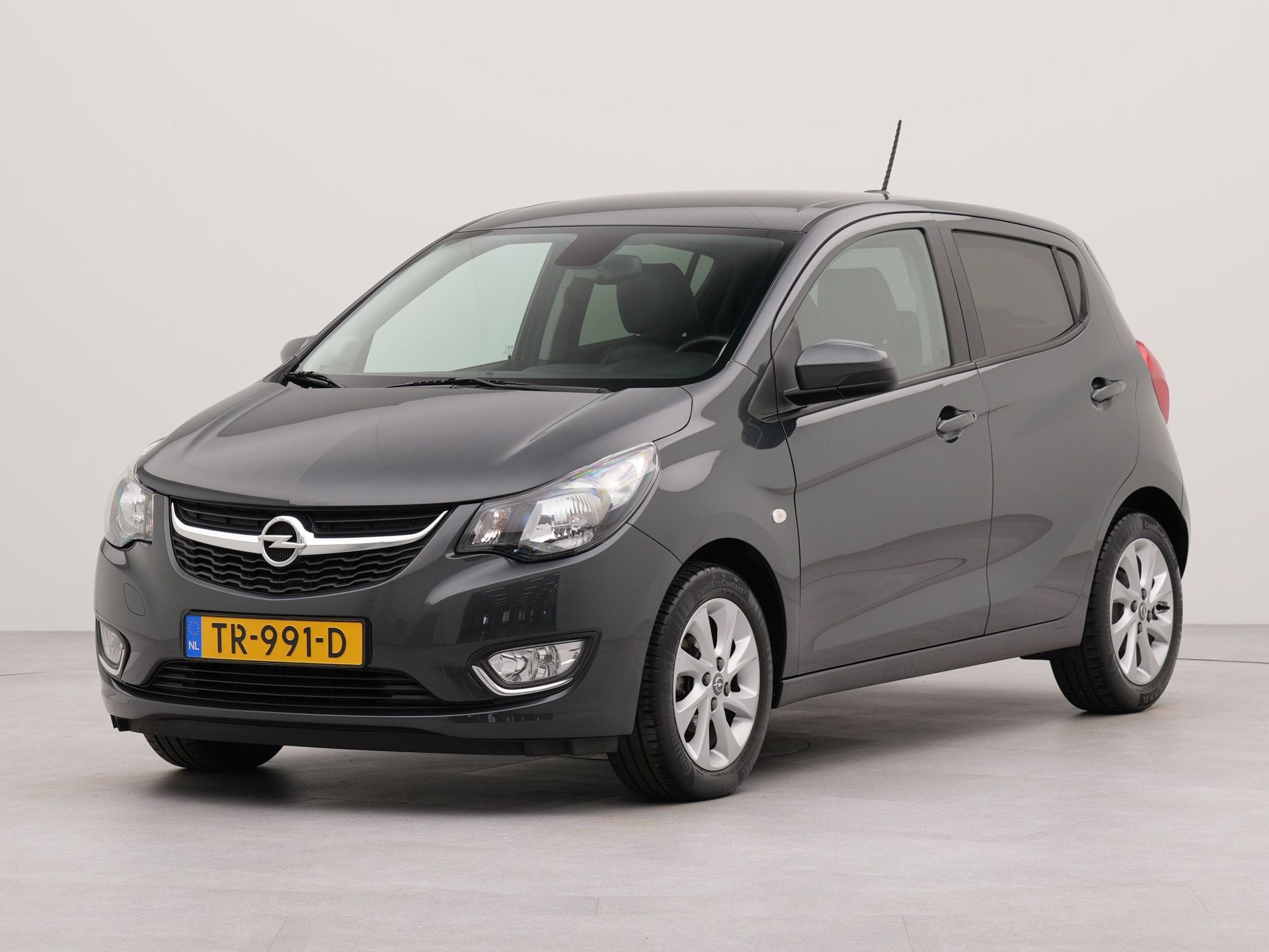 Opel KARL 1.0 ecoFLEX Innovation Automaat | Apple Carplay | Parkeersensoren achter | Bluetooth | Verwarmbare voorstoelen | Navigatie |