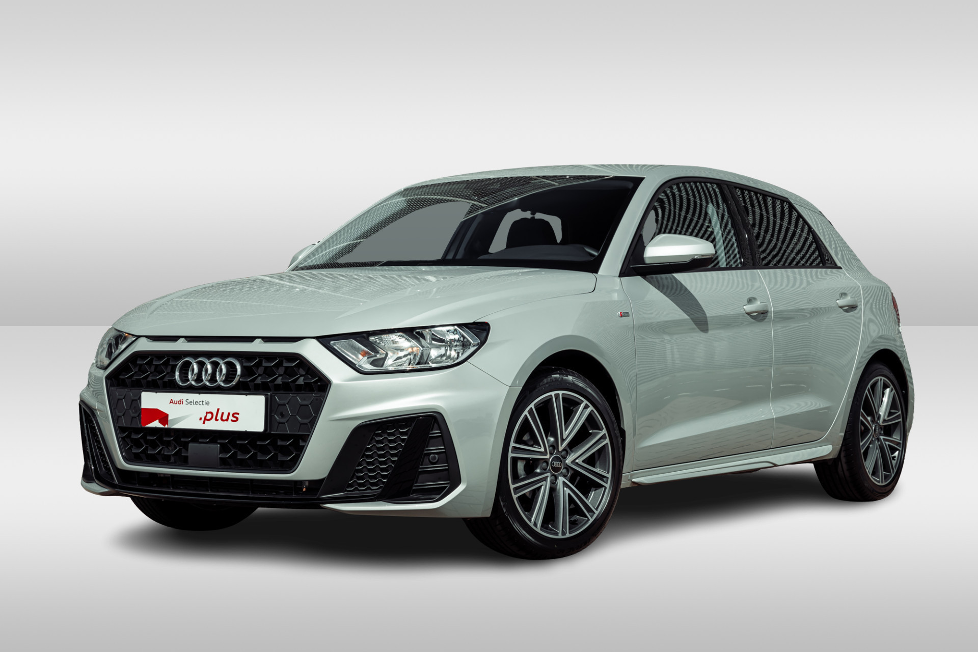 Audi A1 Sportback 25 TFSI 95pk s-tronic S Line exterieur | Optiek zwart | Apple Carplay | Stoelverwarming | Sportstoelen | Privacy glass