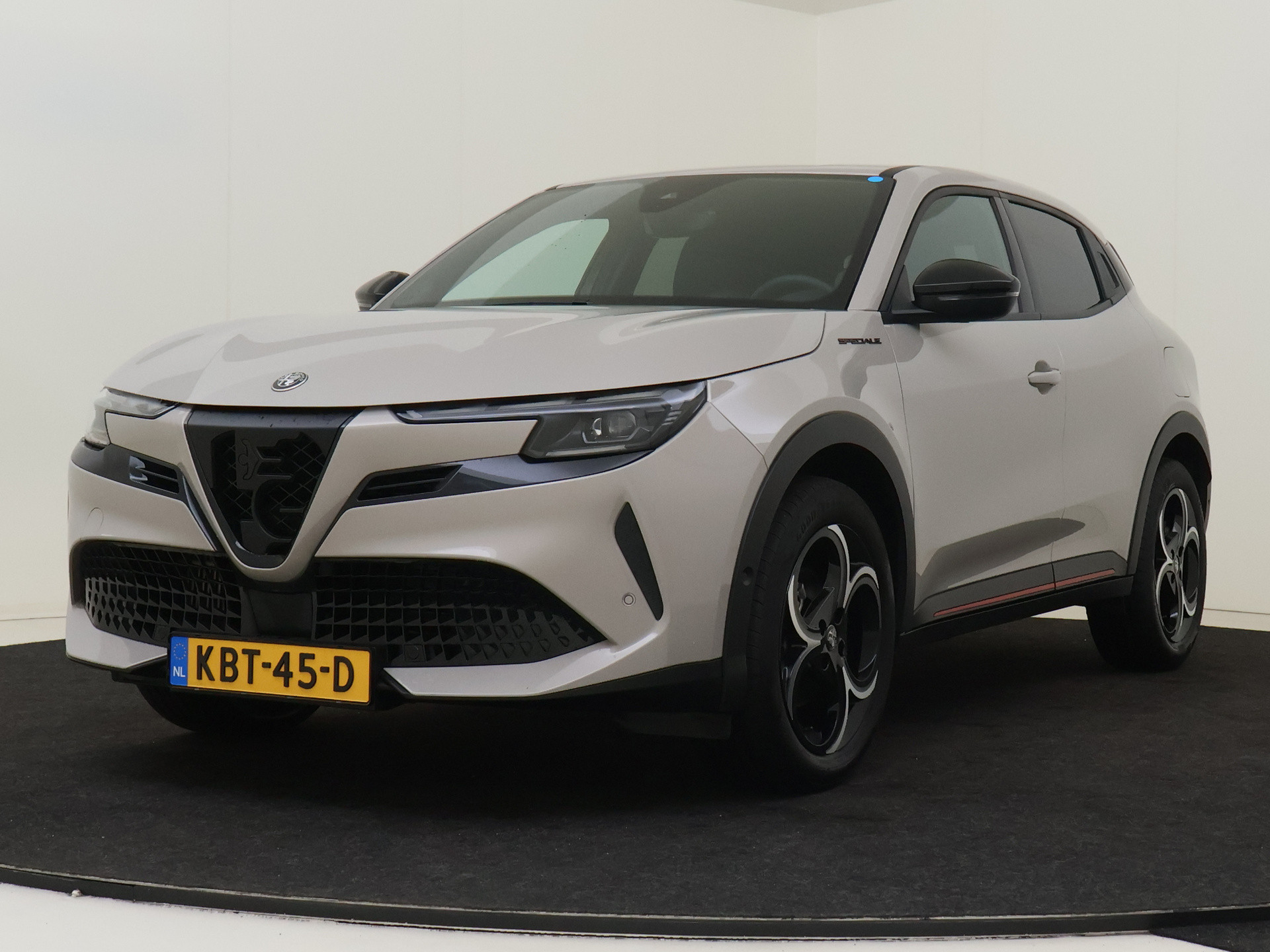 Alfa Romeo Junior 1.2 Turbo Hybrid Ibrida Speciale AUTOMAAT !