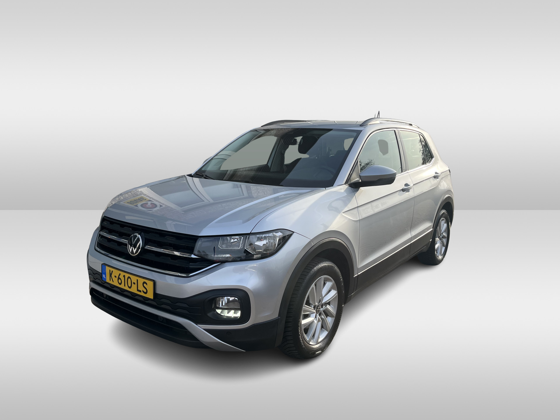 Volkswagen T-Cross 1.0 TSI Life / AUTOMAAT/ ADAPT. CRUISE/ DAB/ NAVI/ APP-CONNECT/ PARK. SENSOREN/ AIRCO