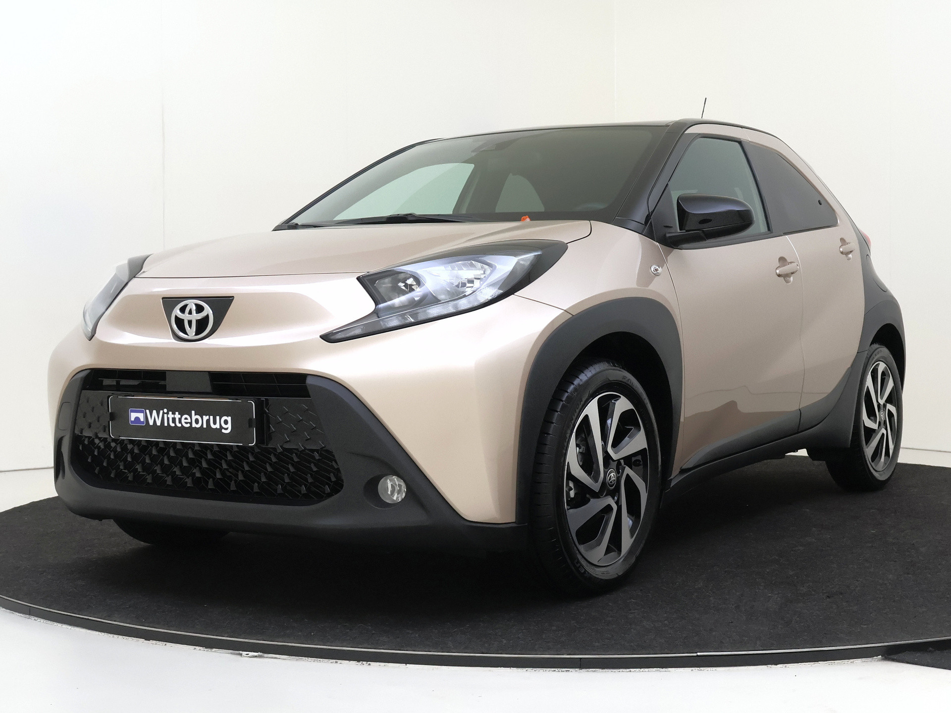 Toyota Aygo X 1.0 VVT-i MT Pulse P4