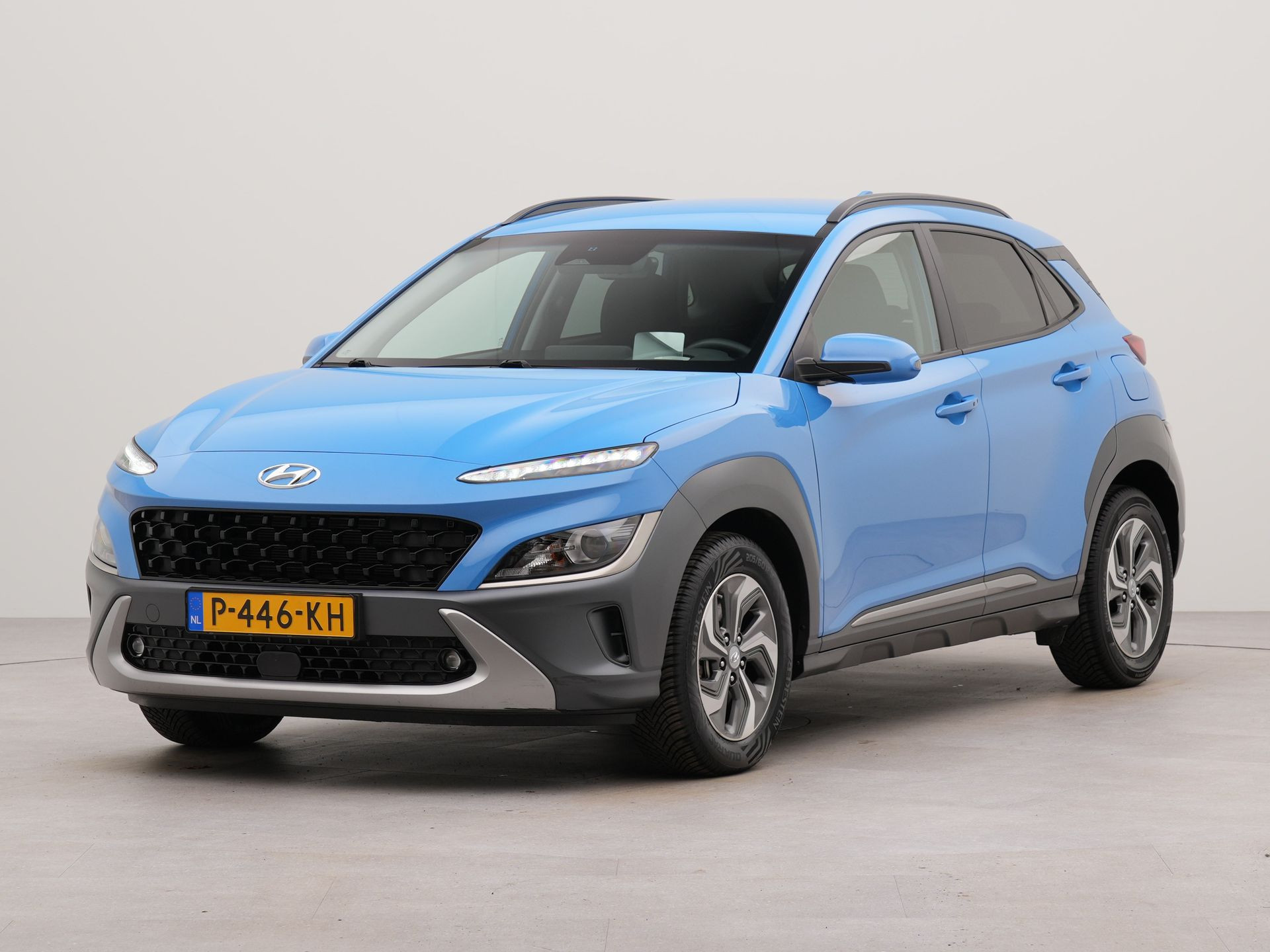 Hyundai Kona 1.6 GDI HEV Fashion automaat | Apple Carplay | Navigatie | Achteruitrij camera | Parkeersensoren achter | Start-stop systeem | Spraakbediening |