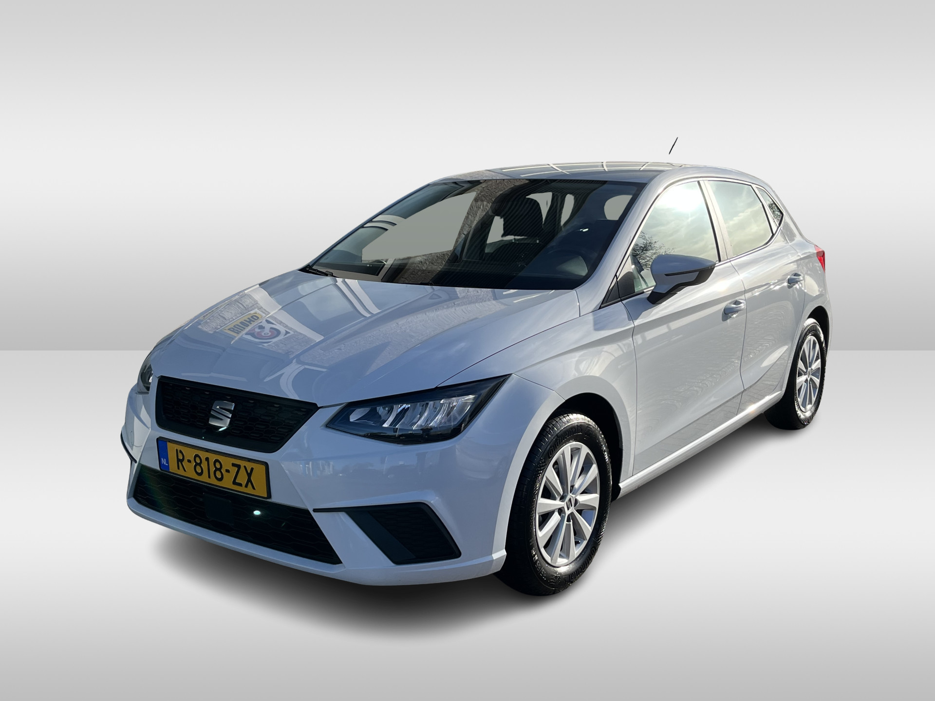 SEAT Ibiza 1.0 TSI Style / PARK. SENSOREN/ CRUISE/ FULL LINK/ DAB RADIO/ CLIMATE/ 15