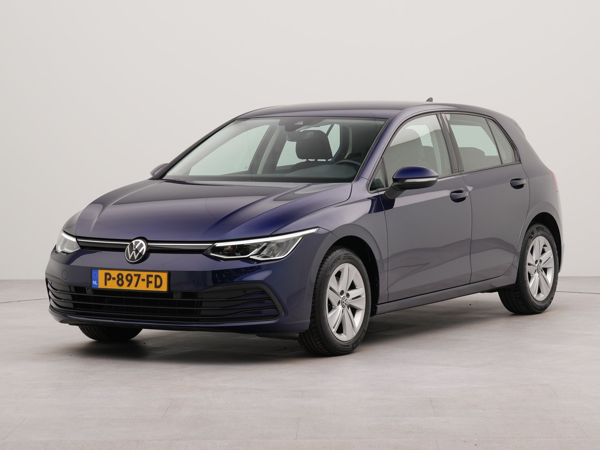 Volkswagen Golf 1.5 TSI Life | Apple Carplay & Android Auto | Adaptive Cruise Control | Keyless Start | DAB | Parkeersensoren Voor én Achter |
