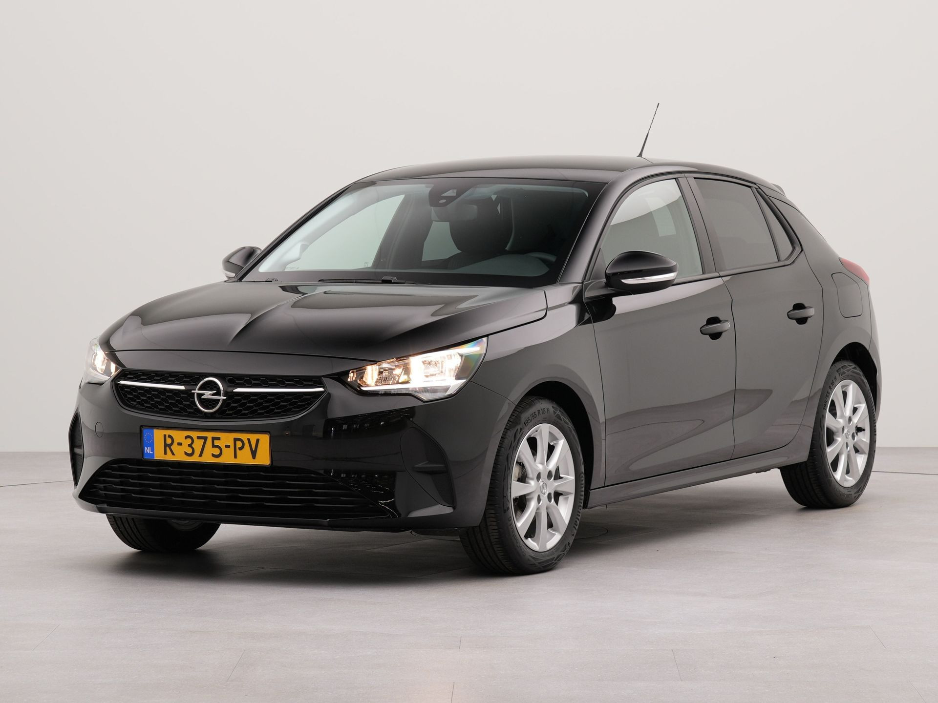 Opel Corsa 1.2 Edition | Apple Carplay | Cruise Control | Parkeersensoren achterzijde | Lane Assist |