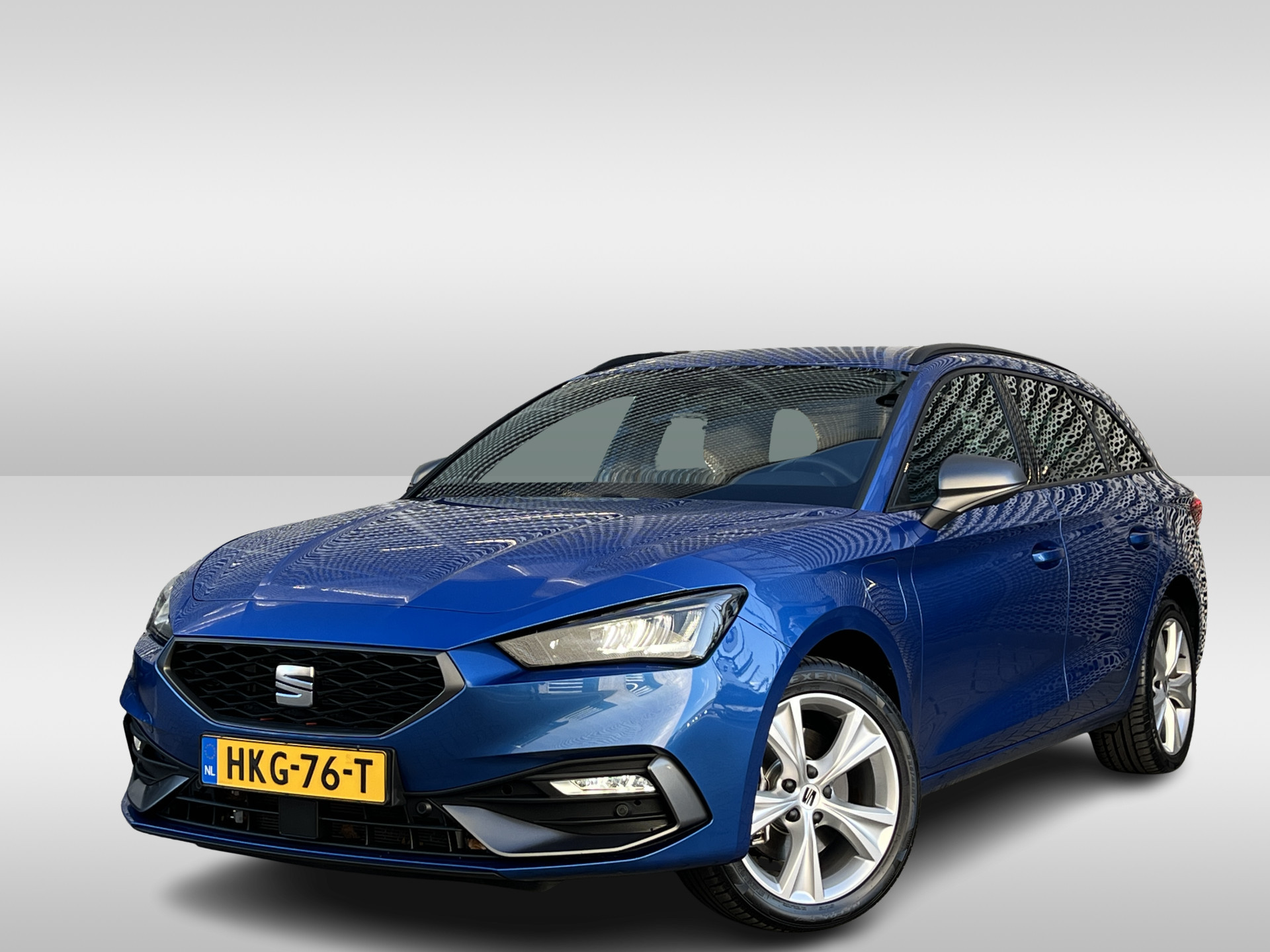 SEAT Leon Sportstourer 1.5 TSI 204PK e-Hybrid FR Business / Navigatie / App connect / Camera / Parkeersensoren V+A / Fabriekgarantie 2029 /