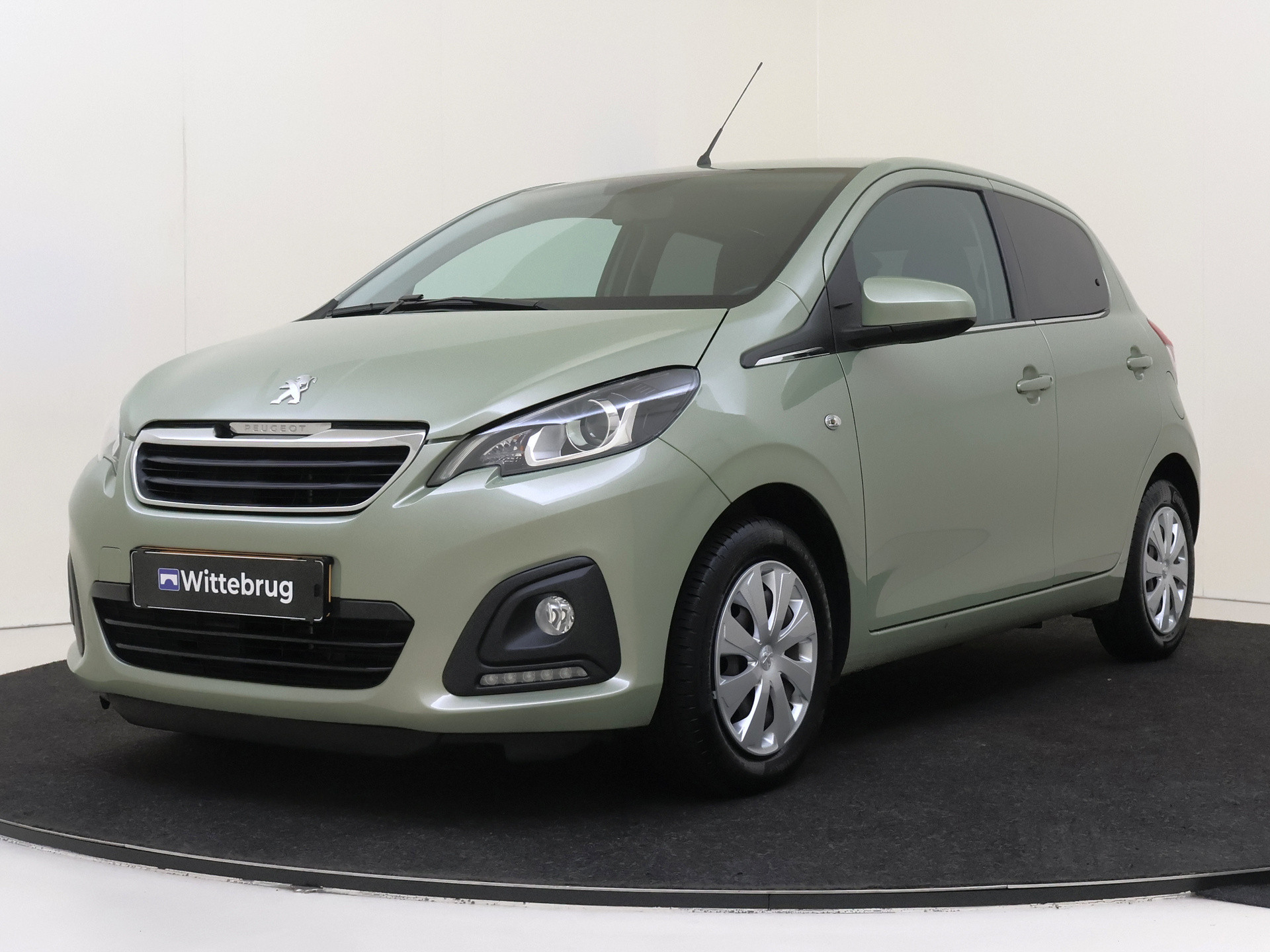 Peugeot 108 1.0 e-VTi Active | Pack Dynamic | Airco |