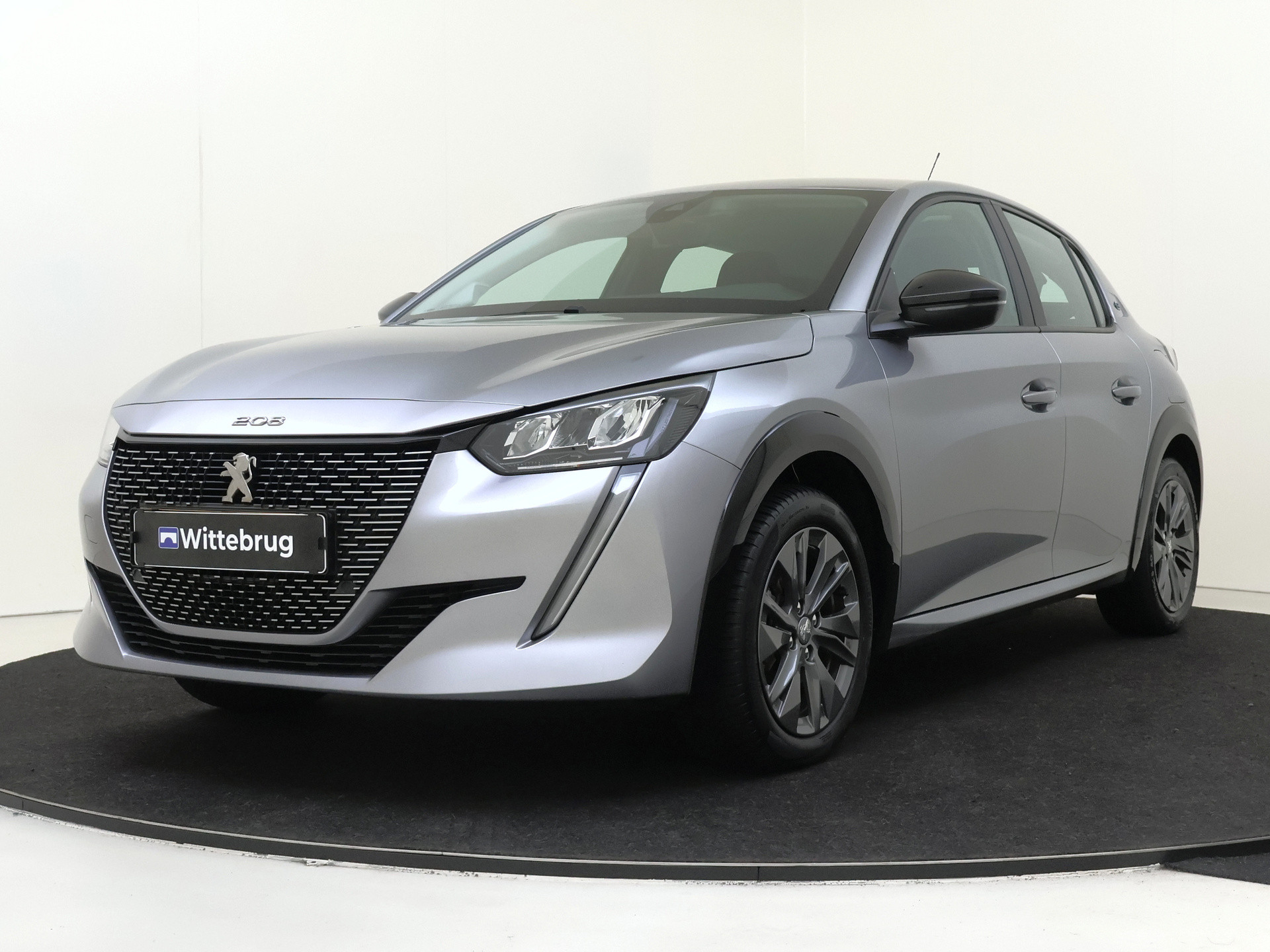 Peugeot e-208 EV Active Pack 50 kWh 3-FASE | Navigatie | Climate Control | Carplay | Parkeerhulp |  Accu 98,5%!
