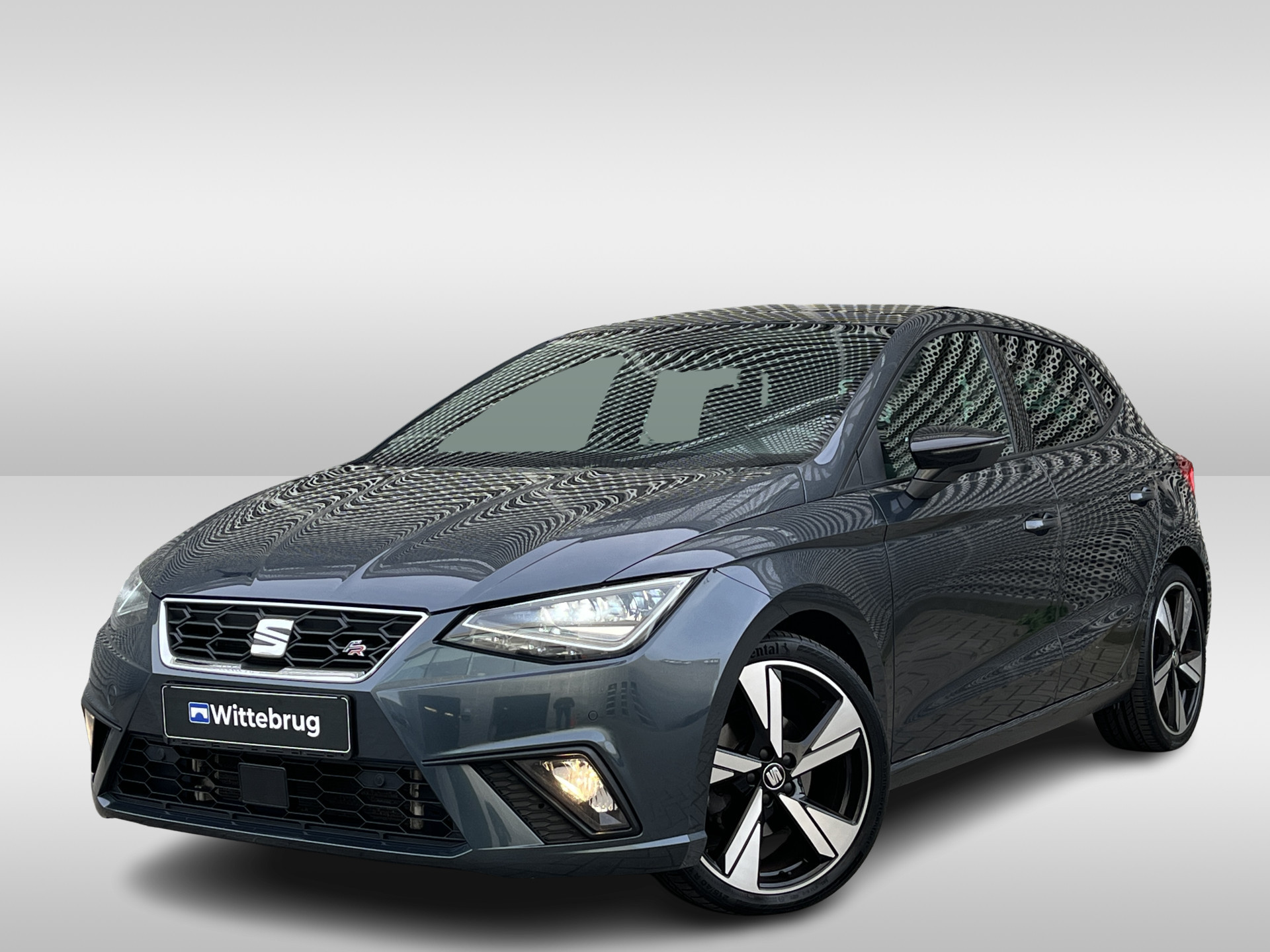 SEAT Ibiza 1.0 TSI 110PK DSG FR / Panoramadak / Digitaal dashboard / LED / Adaptive Cruise Control / Achteruitrijcamera / Stoelverwarming / LMV 