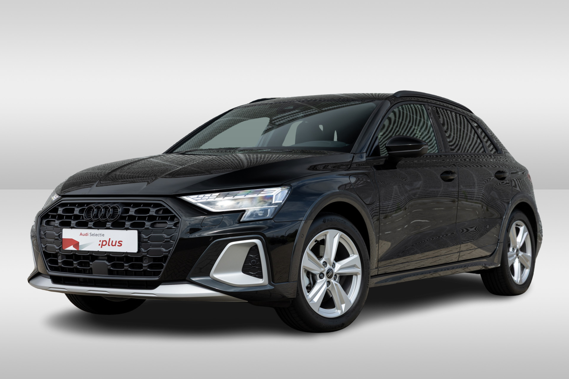 Audi A3 allstreet 40 TFSI e 204PK Advanced edition | Achteruitrijcamera | 17 Inch | Apple Carplay | SONOS |