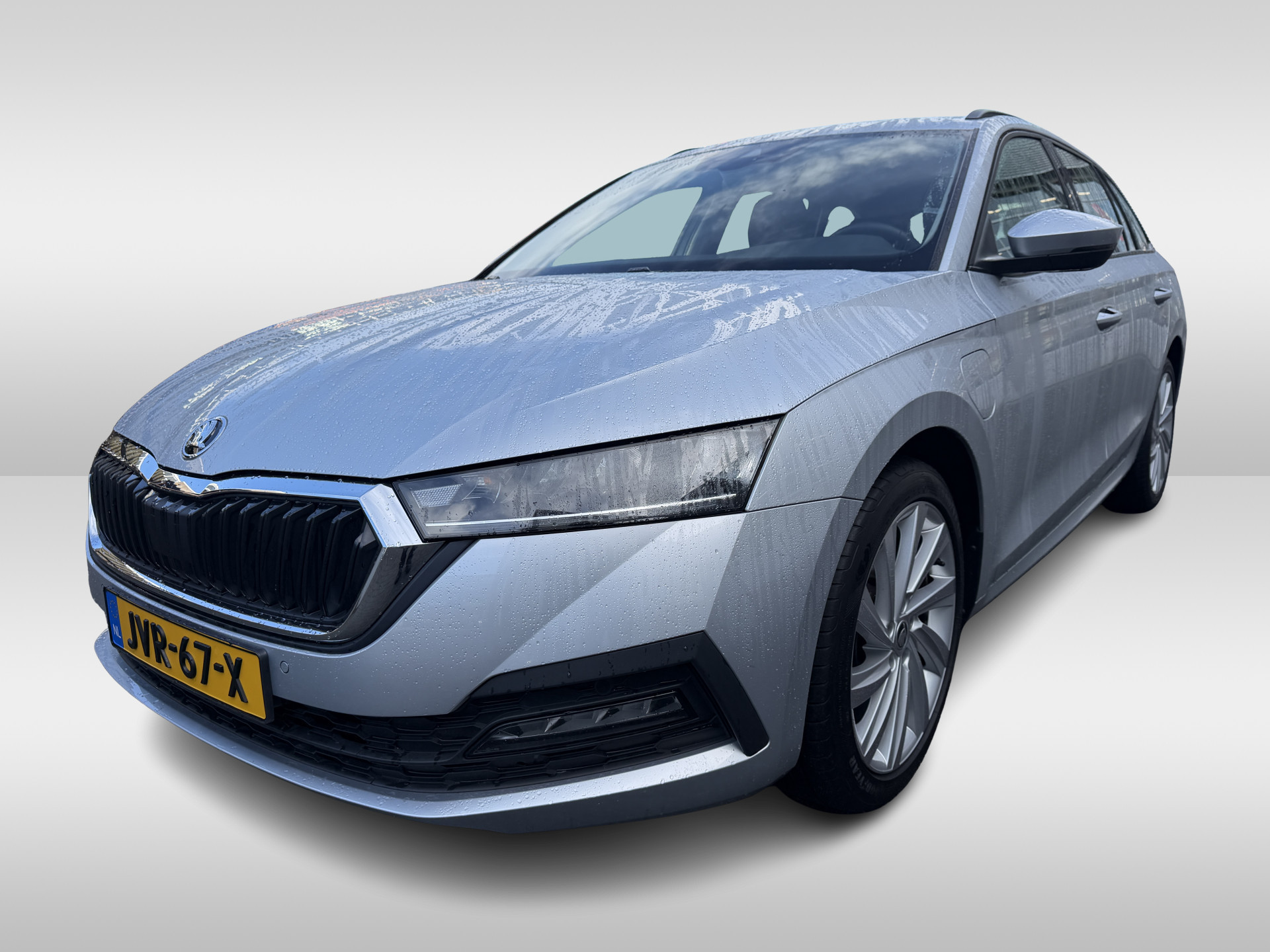 Škoda Octavia Combi 1.4 TSI 204pk iV PHEV Ambition DSG Automaat Virtual Cockpit / Parkeersensoren / LED verlichting / Apple carplay / Navigatie