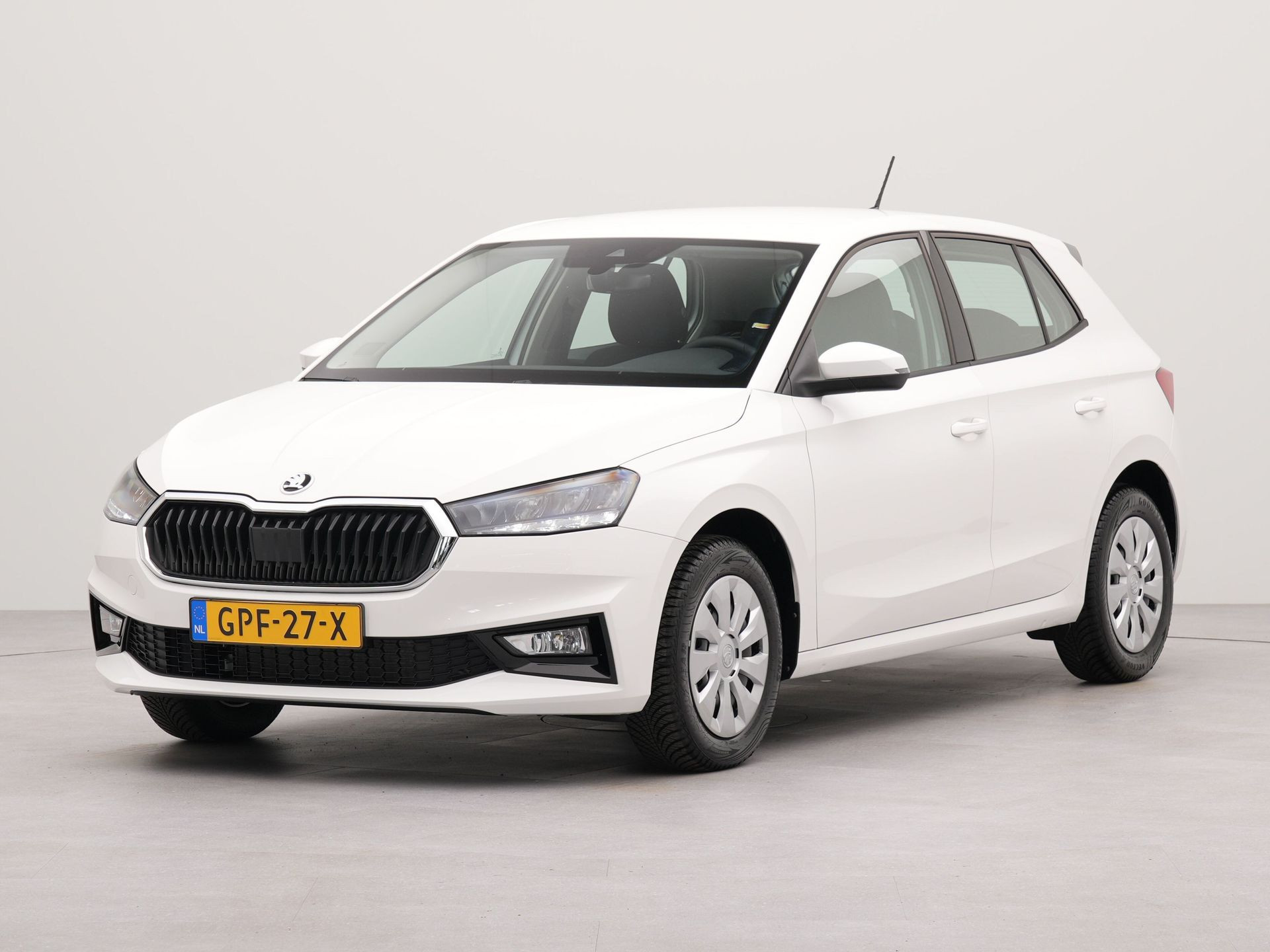 Škoda Fabia 1.0 TSI Essence | Appconnect | Bluetooth | Parkeersensoren achter |