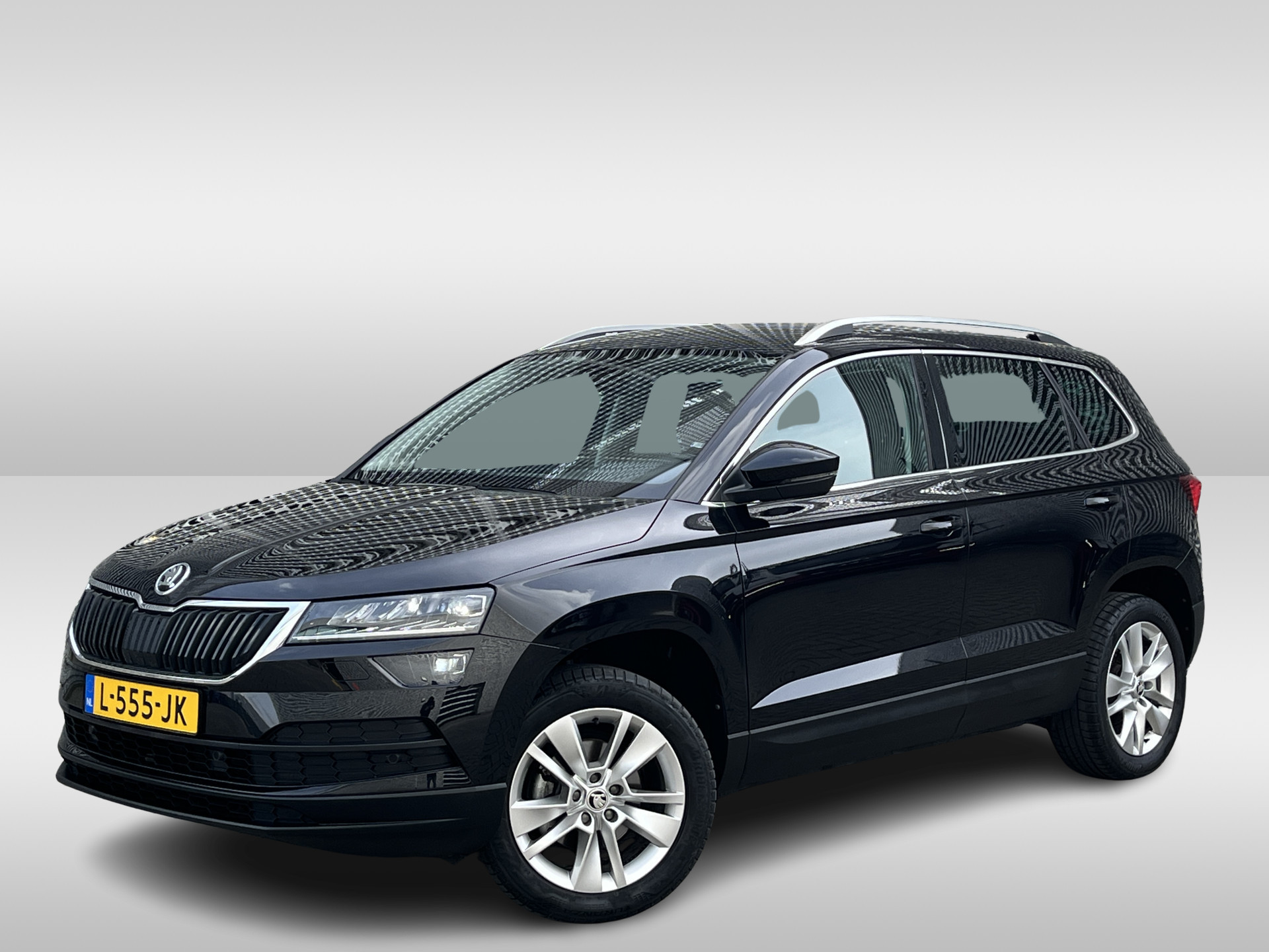 Škoda Karoq 1.5 TSI ACT 150PK Business Edition Plus / Zwenkbare Trekhaak / Achteruitrijcamera / LED / Stoelverwarming / Digitale Cockpit **