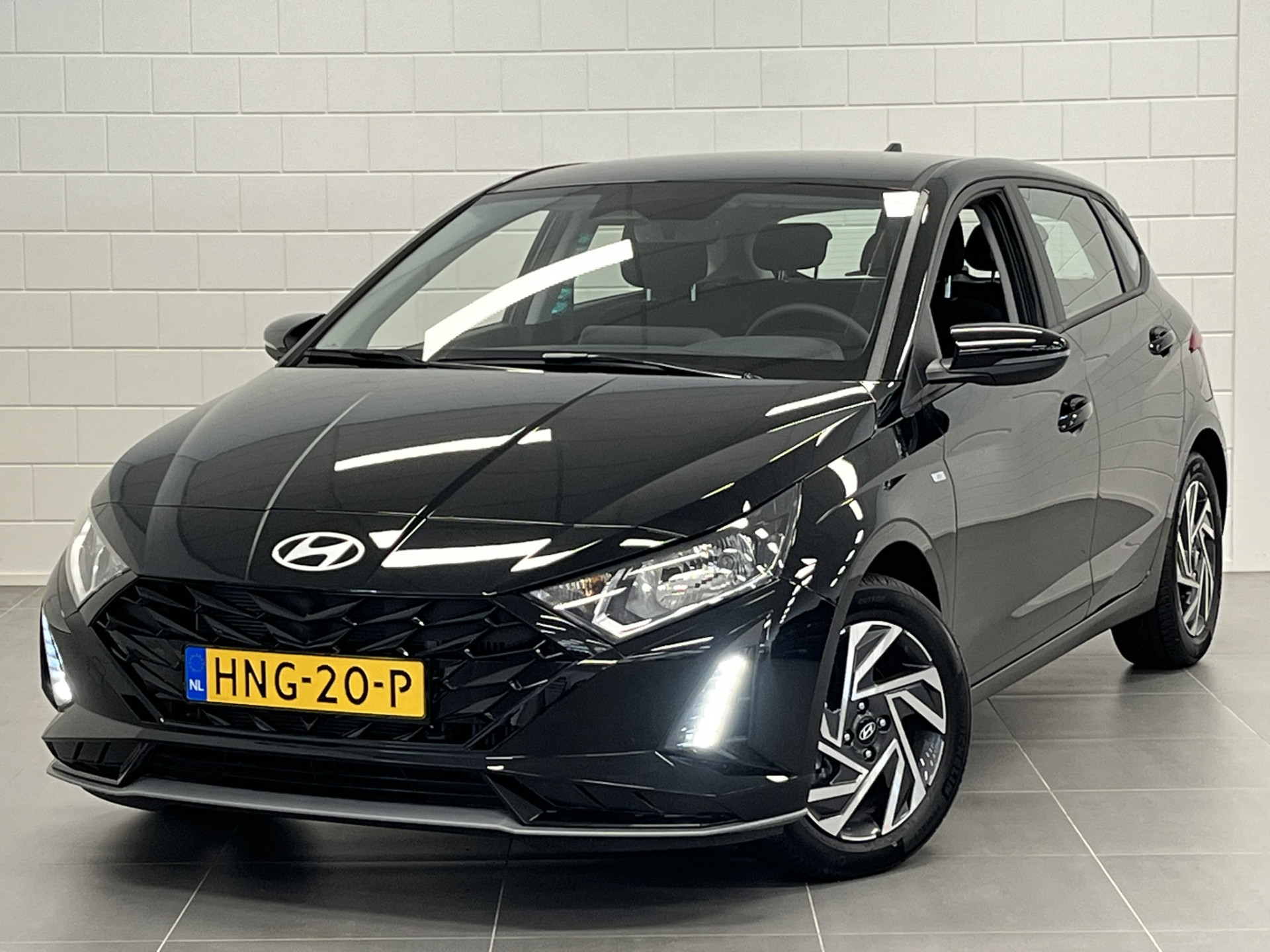 Hyundai i20 1.0 T-GDI Comfort Met Apple Carplay Navigatie, Airconditioning en Camera