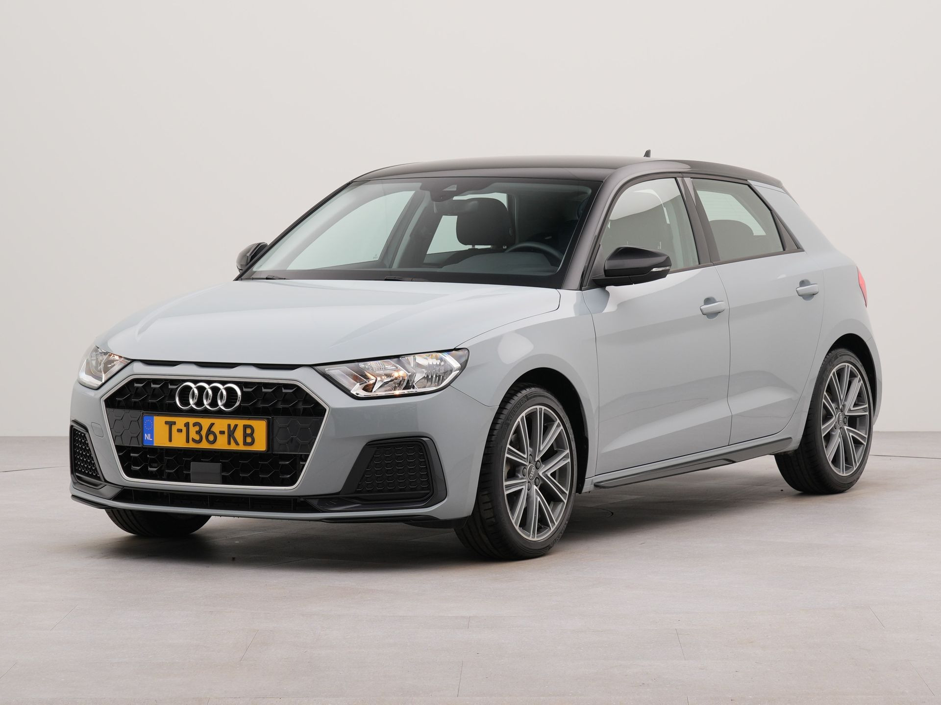 Audi A1 Sportback 30 TFSI Advanced edition | Apple Carplay | Bluetooth | Parkeersensoren achter | Airco |