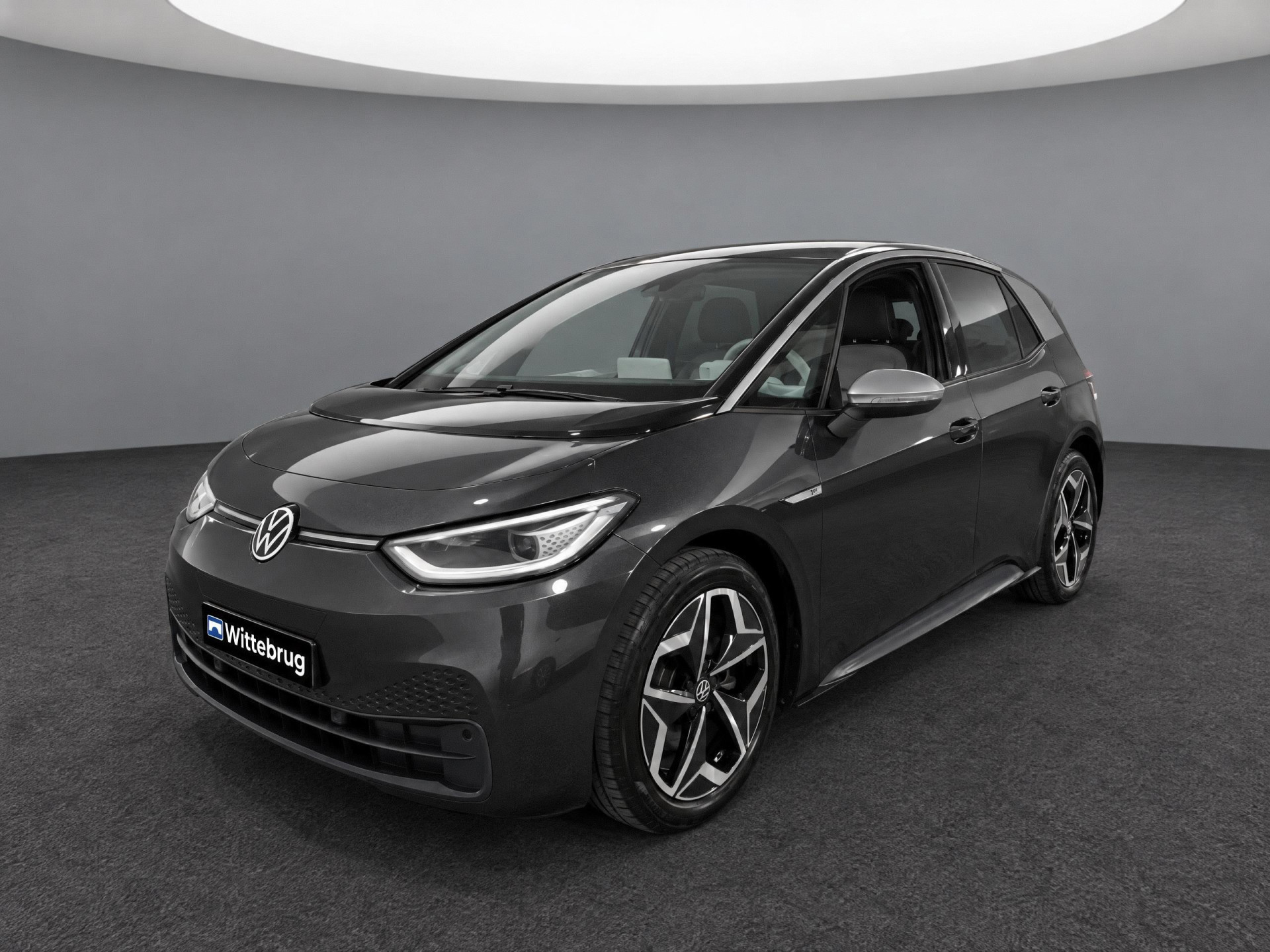 Volkswagen ID.3 First Plus 58 kWh / Navi/ Stoelverwarming/ Camera/ carplay