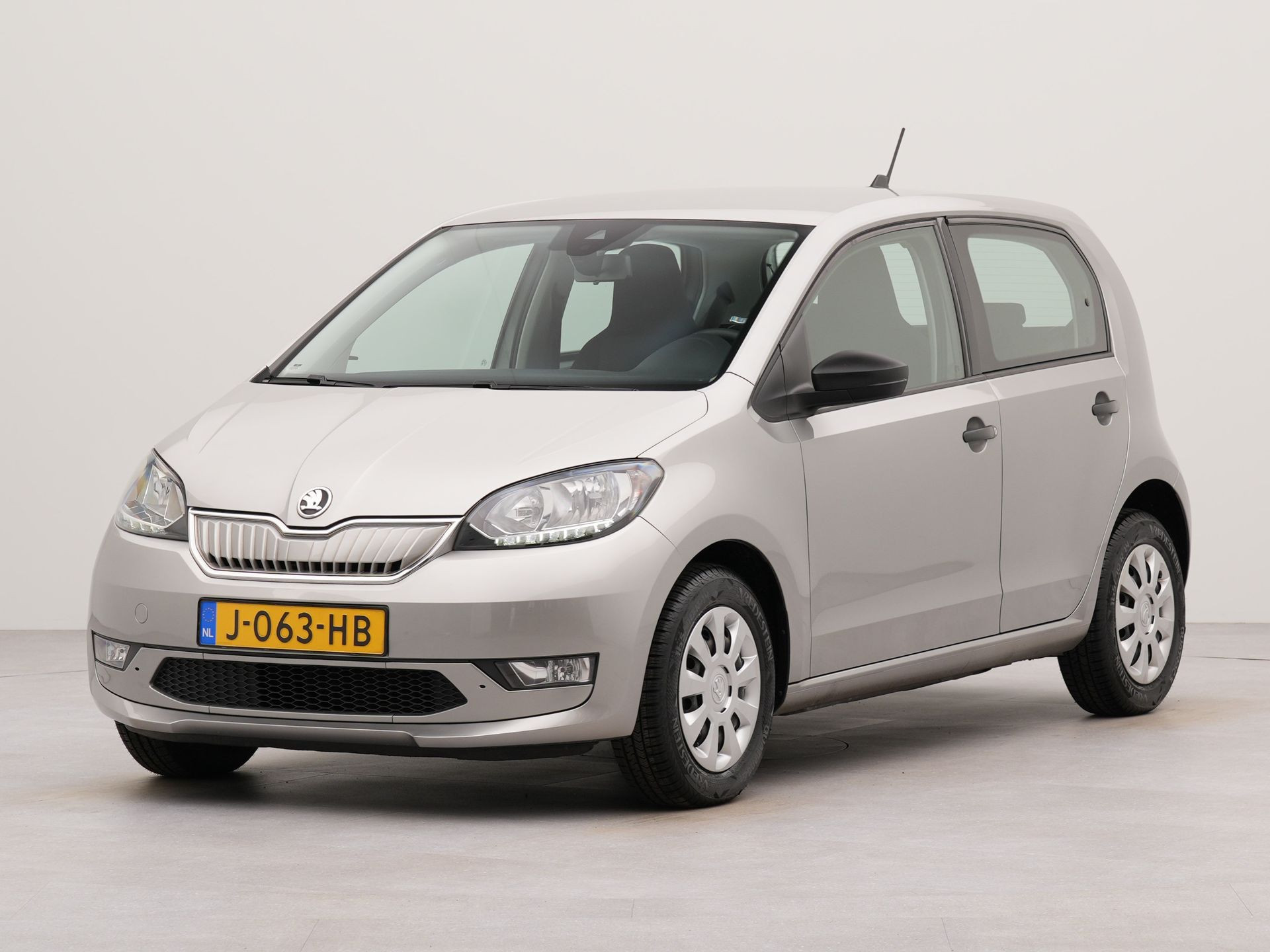 Škoda Citigo e-iV EV Ambition | SoH 94,0  % | Bluetooth | Airco | Cruise control | Parkeersensoren achter | Voorstoelen verwarmd | Dab |