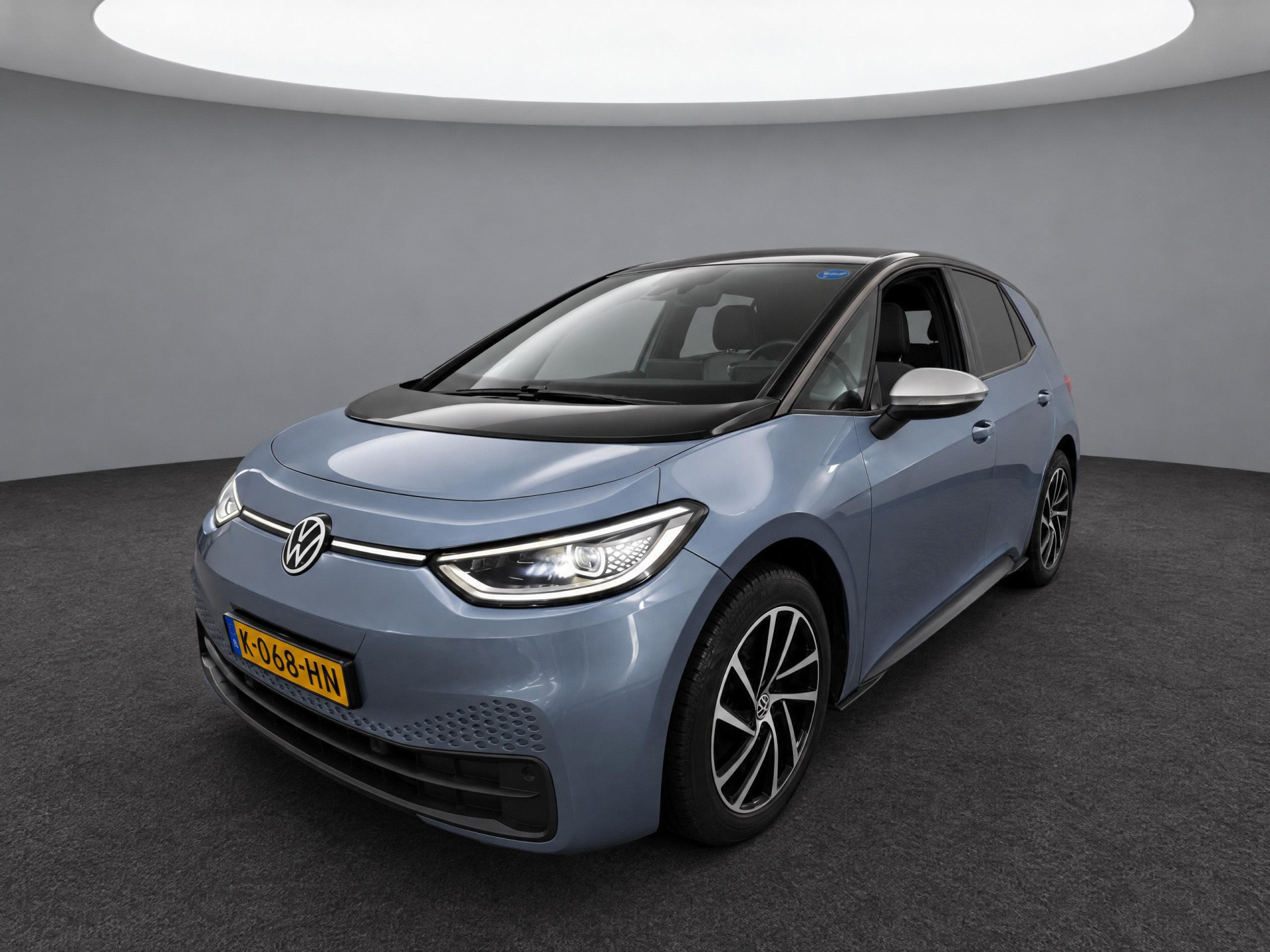 Volkswagen ID.3 Business 58 kWh / SOH 90% / App connect / Navigatie / LED / Camera / Parkeersensoren V+A /