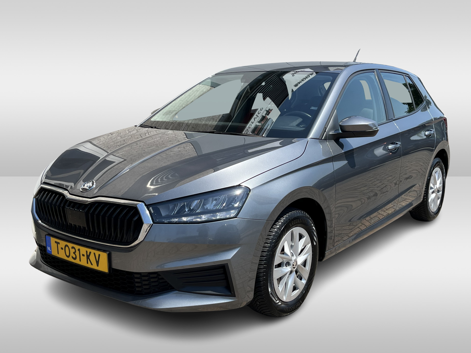 Škoda Fabia 1.0 TSI Ambition / AUTOMAAT/ PARKEER SENSOREN/ CRUISE/ SMARTLINK/ LED/ NAVI/ DAB/ AIRCO/ 15'' LMV