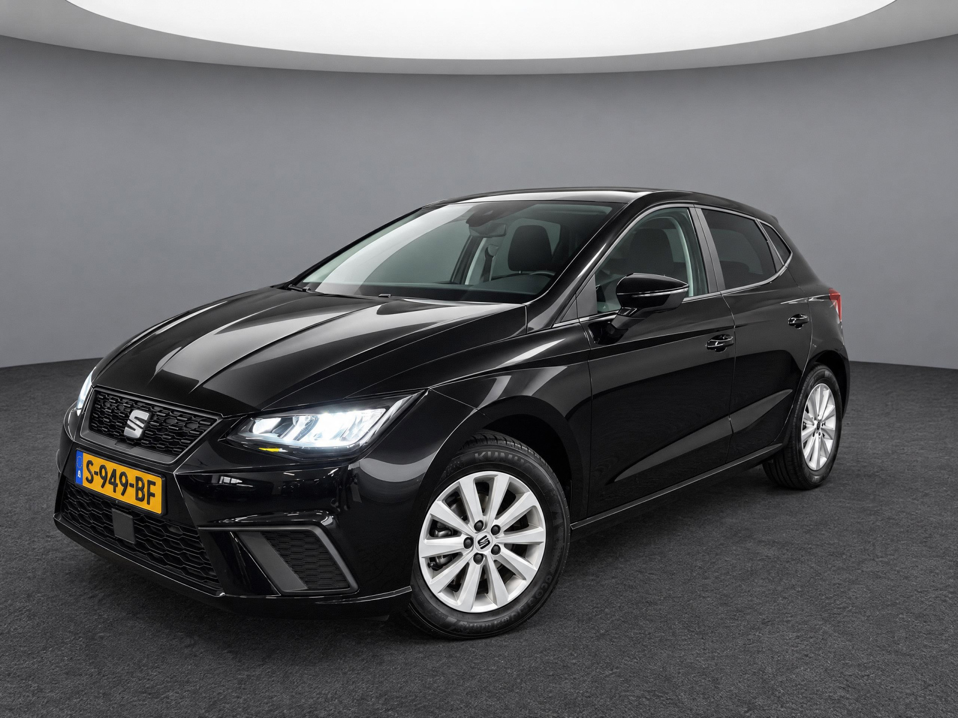 SEAT Ibiza 1.0 EcoTSI Style / App connect / Climate controle / Parkeersensoren achter / Lichtmetaal 15 inch / P4