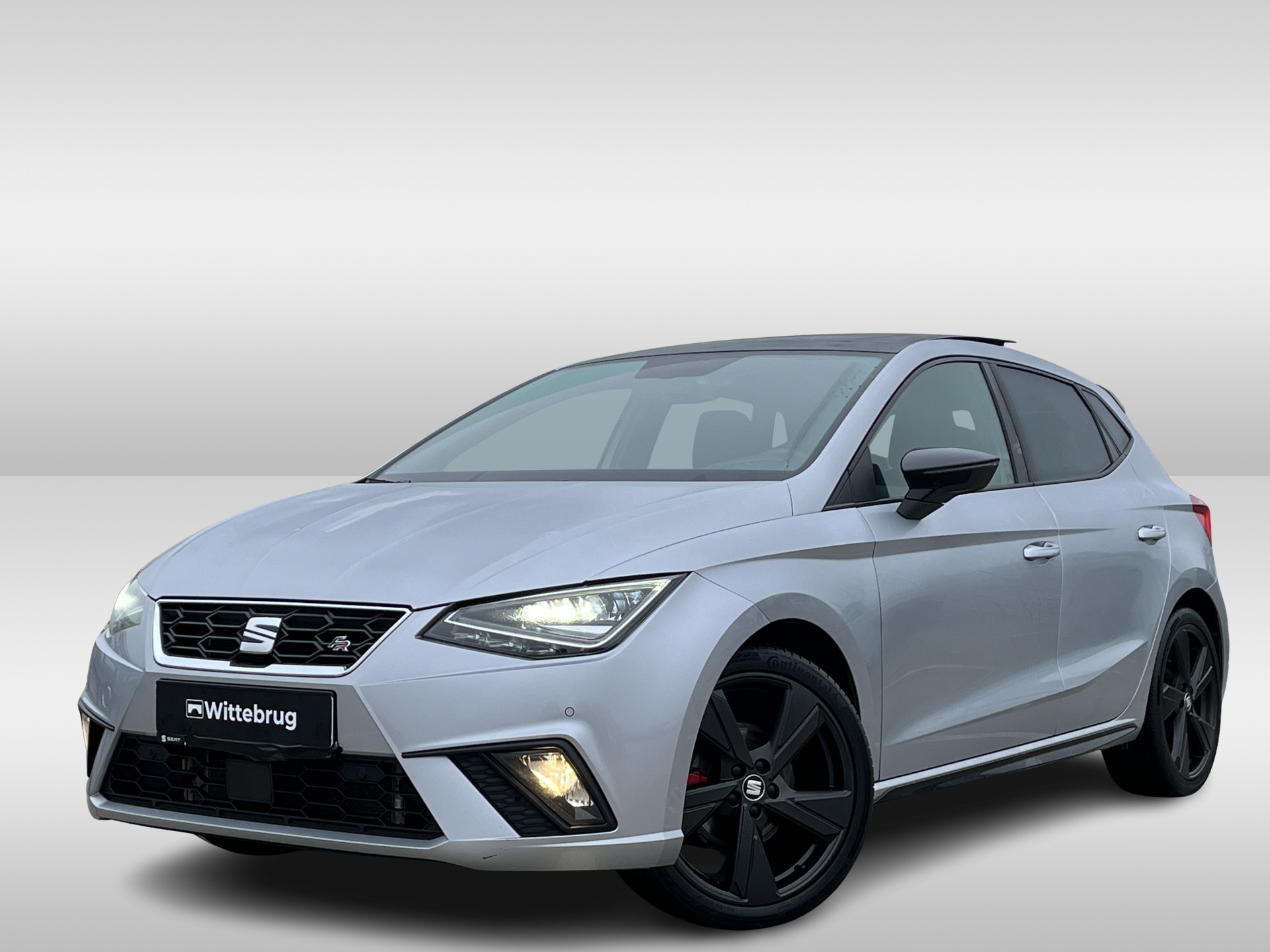 SEAT Ibiza 1.0 TSI 110PK FR Black Edition / Panoramadak / ACC / Keyless / Full Led /  Achteruitrijcamera / LMV 18