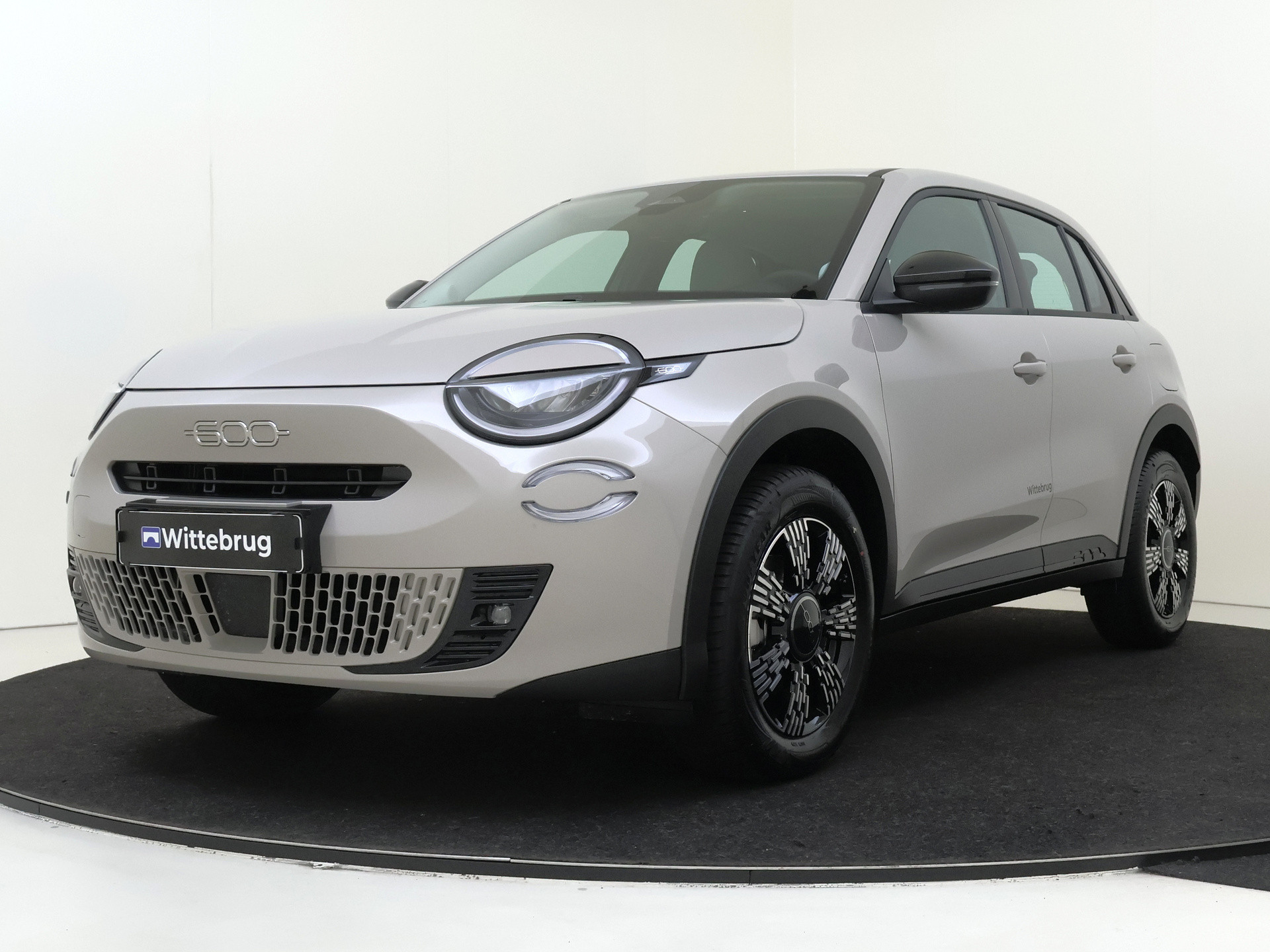 Fiat 600 1.2 Hybrid Urban | Parkeersensoren | Apple Carplay | Cruise Control
