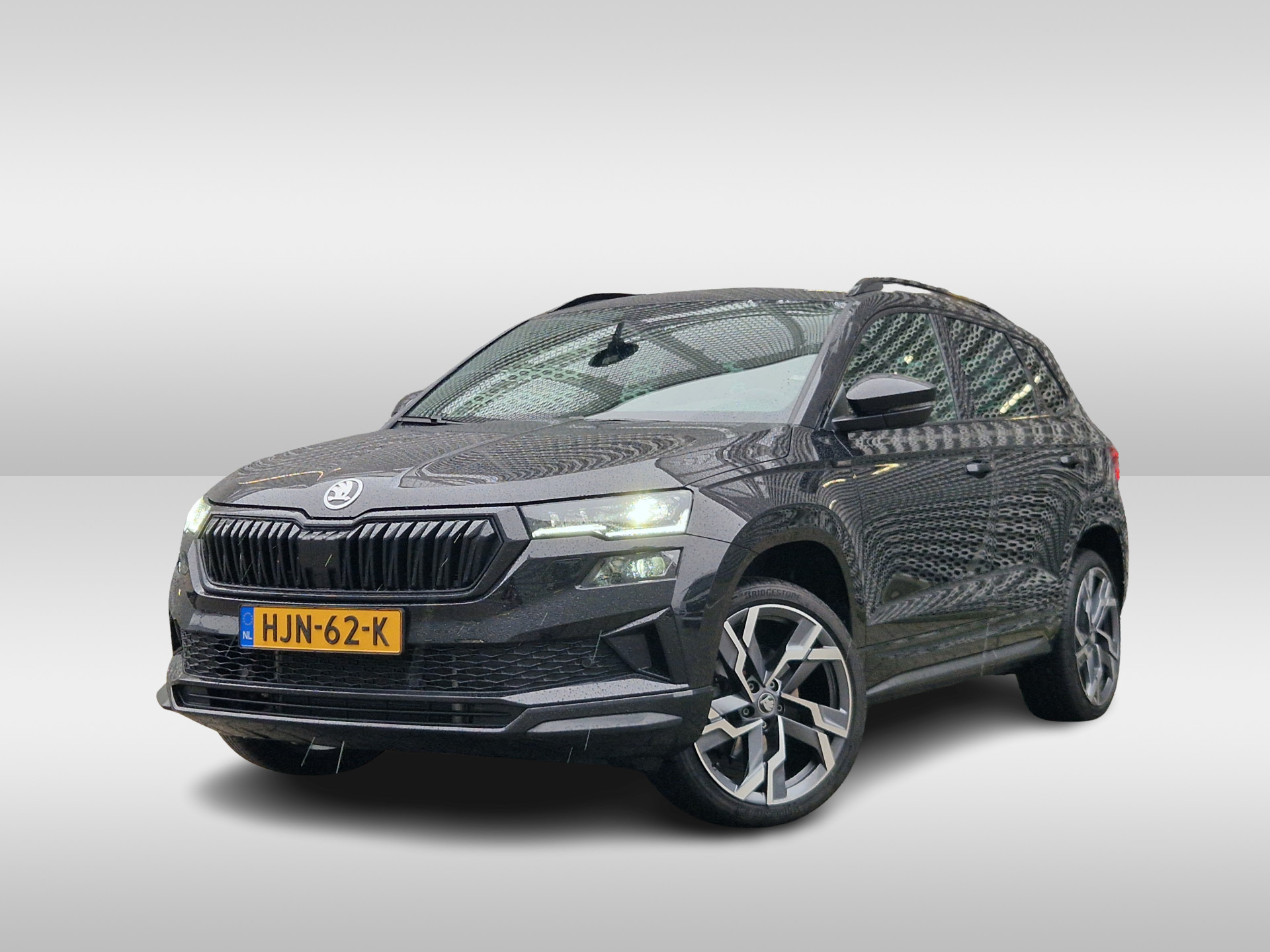 Škoda Karoq 1.5 TSI ACT Sportline Business / PANODAK / NAVI/ APP.Connect / Elektr. Trekhaak / CAMERA / 19