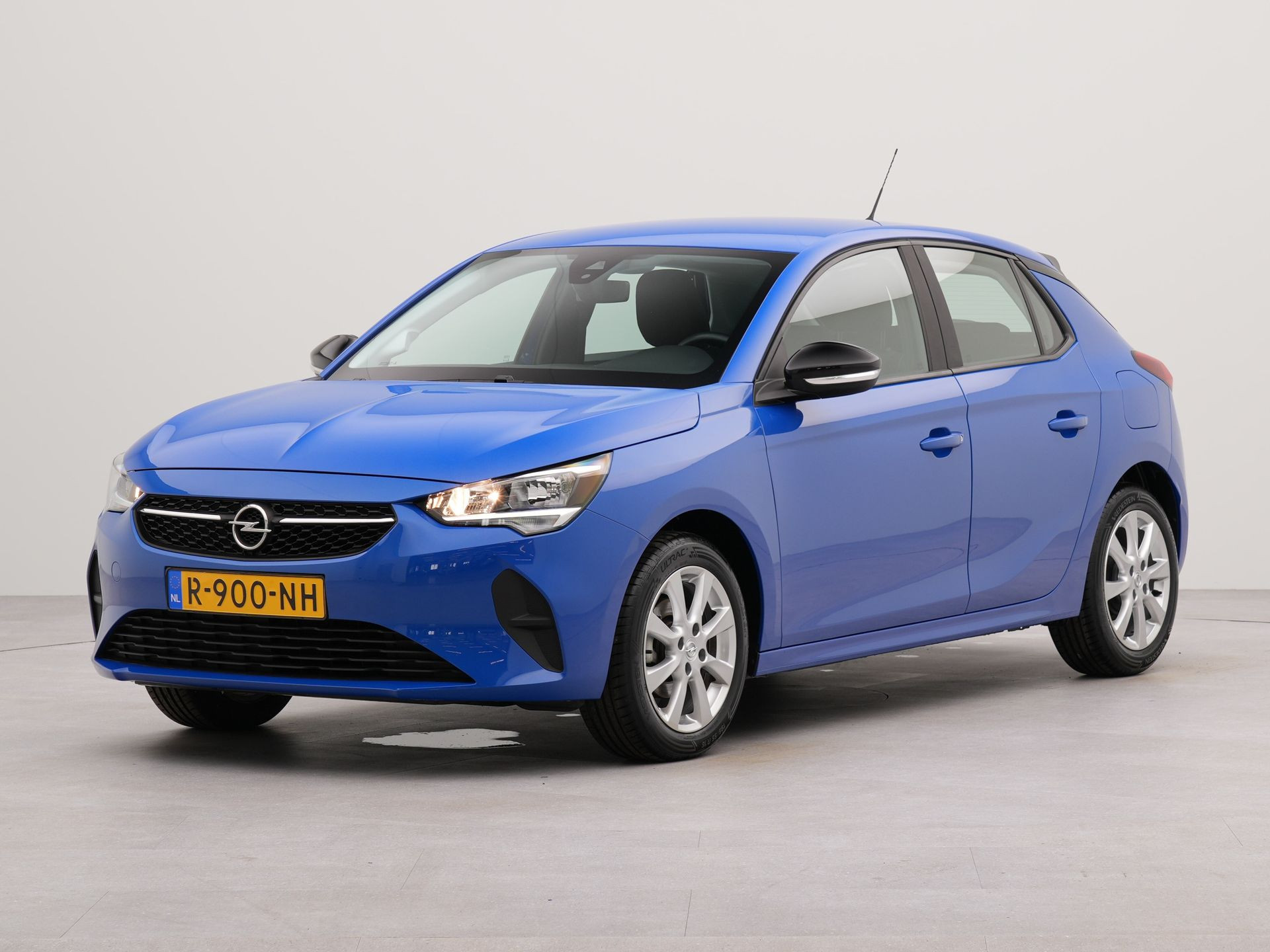 Opel Corsa 1.2 Edition | Bluetooth | Apple Carplay | Parkeersensoren Achter | Lane Assist | DAB |